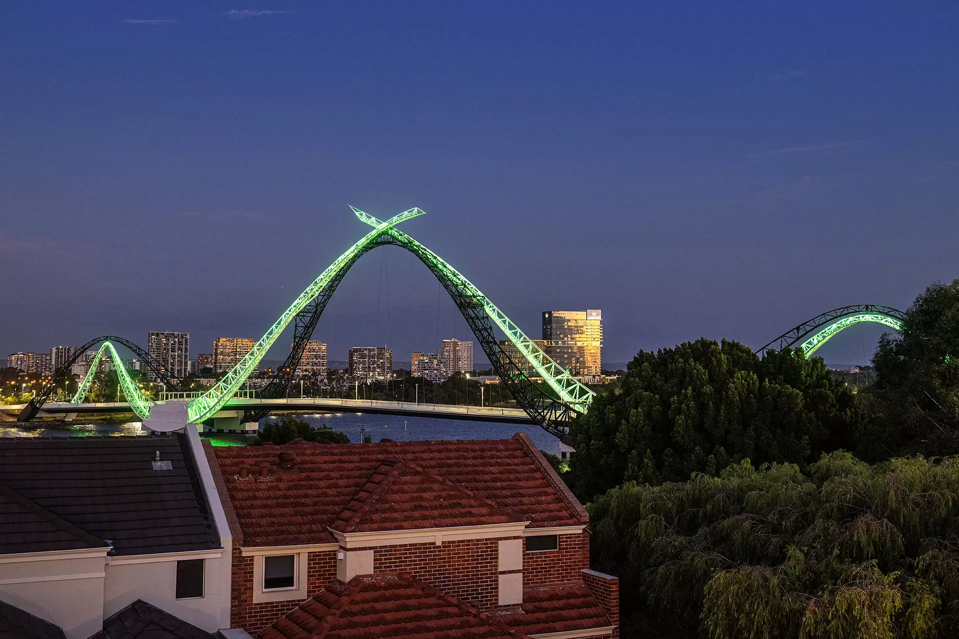 1 Vanguard Terrace, East Perth For Sale by Luxury Real Estate Sales - image 1