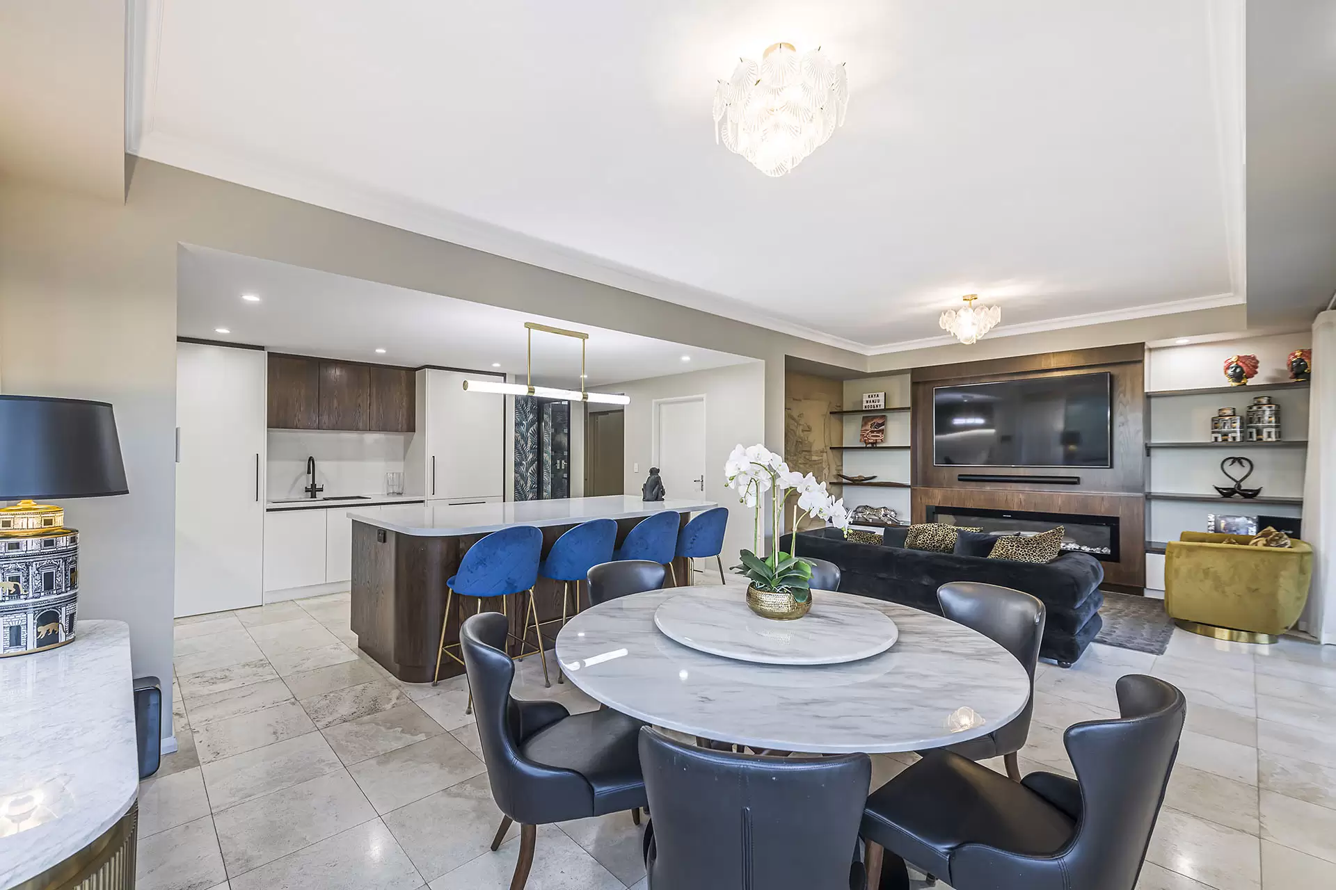 1 Vanguard Terrace, East Perth For Sale by Luxury Real Estate Sales - image 1