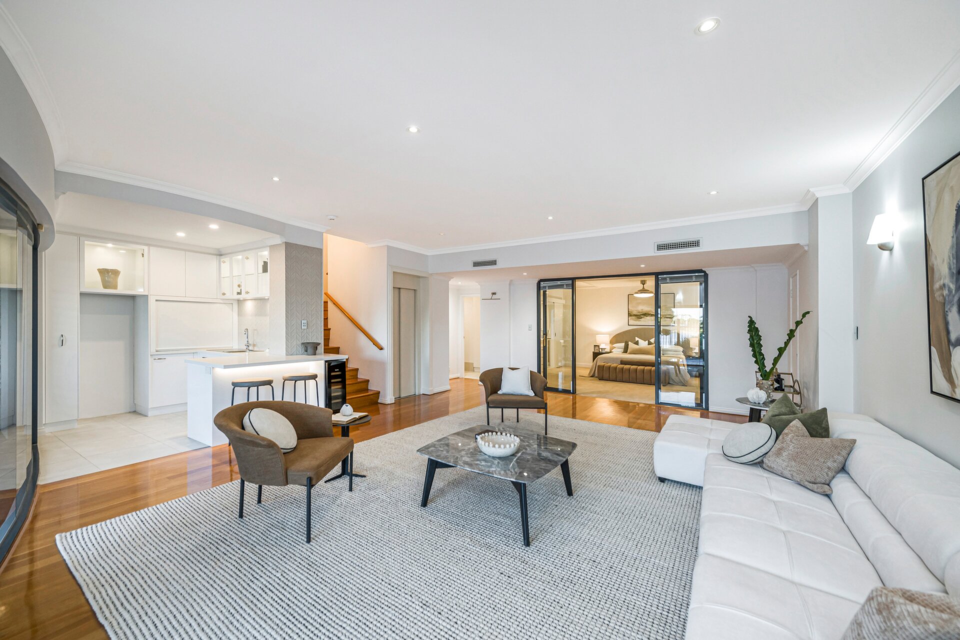 6 Vanguard Terrace, East Perth For Sale by Luxury Real Estate Sales - image 1