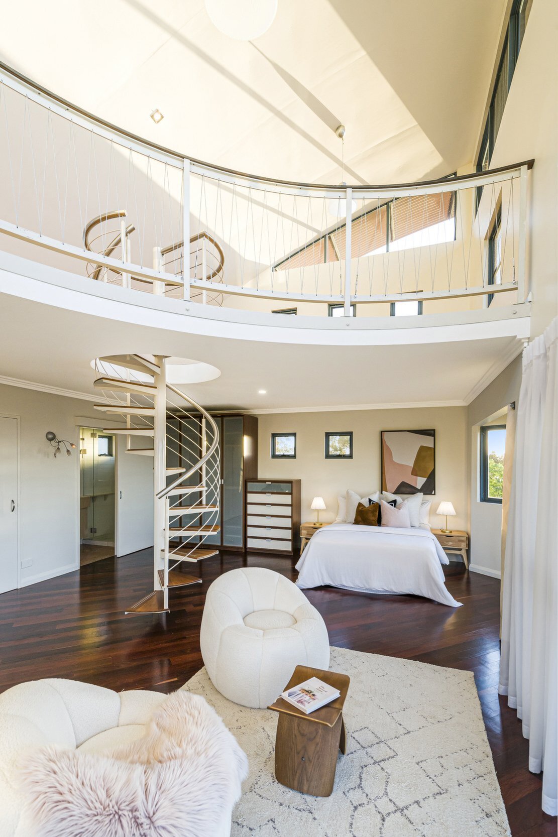 5b Teague Street , Burswood Sold by Luxury Real Estate Sales - image 1