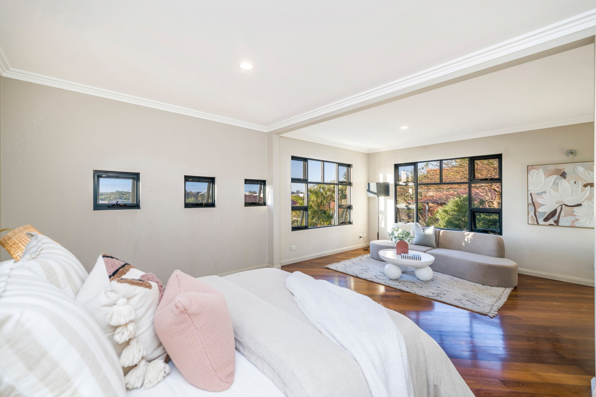 5b Teague Street , Burswood Sold by Luxury Real Estate Sales - image 1