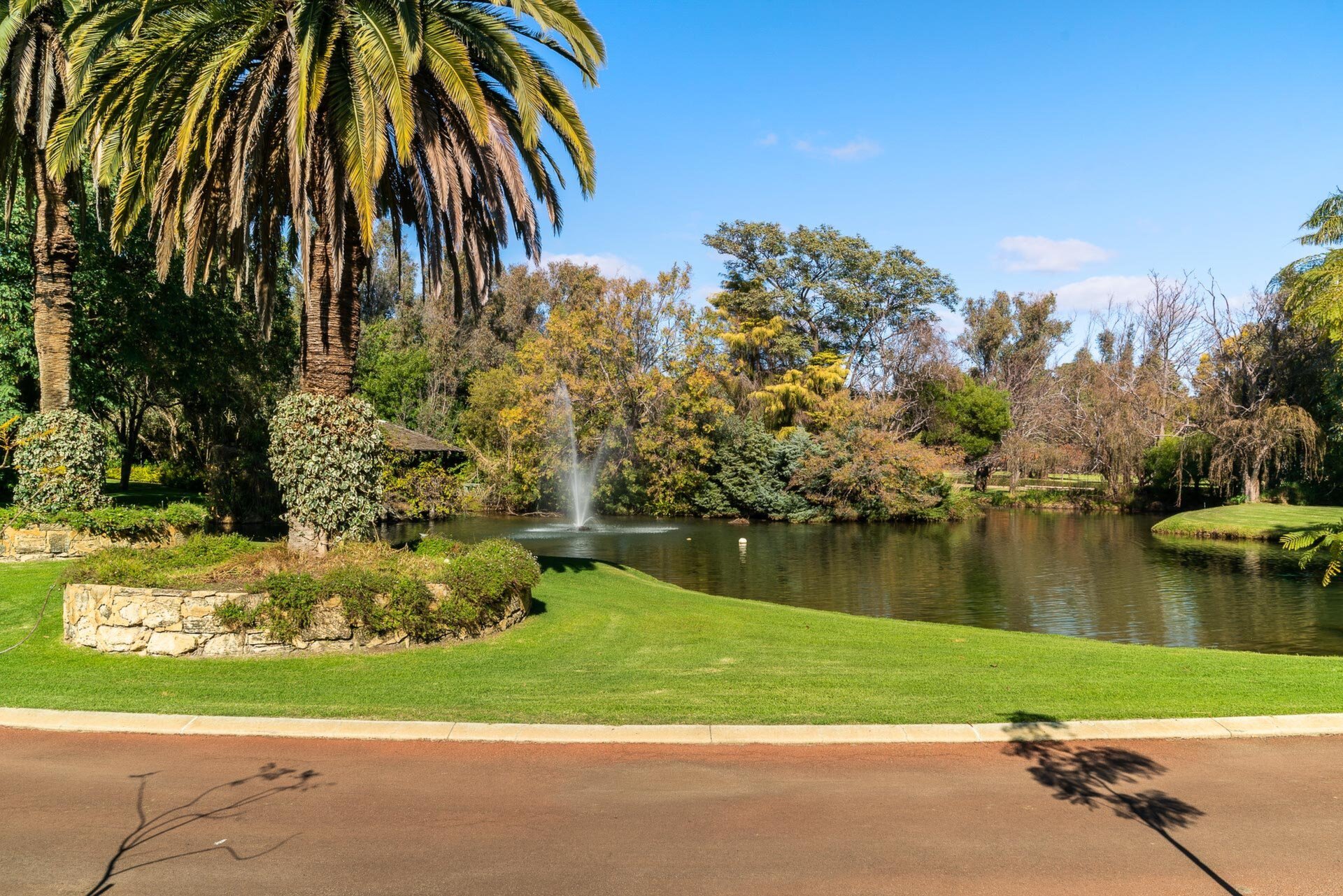 2 Gavour Road, Wattle Grove Sold by Luxury Real Estate Sales - image 1