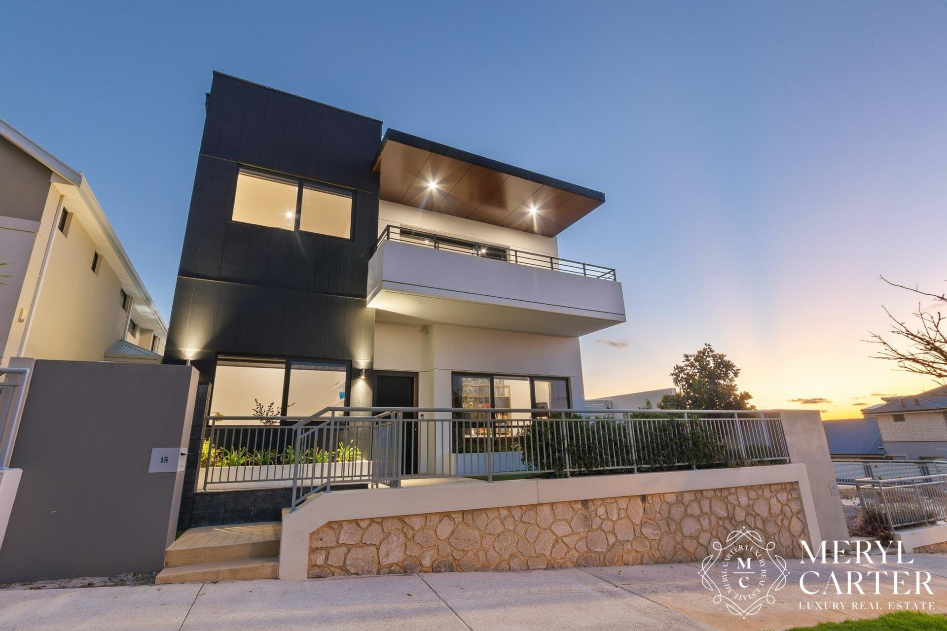 15 Pantheon Avenue, North Coogee Sold by Luxury Real Estate Sales - image 1