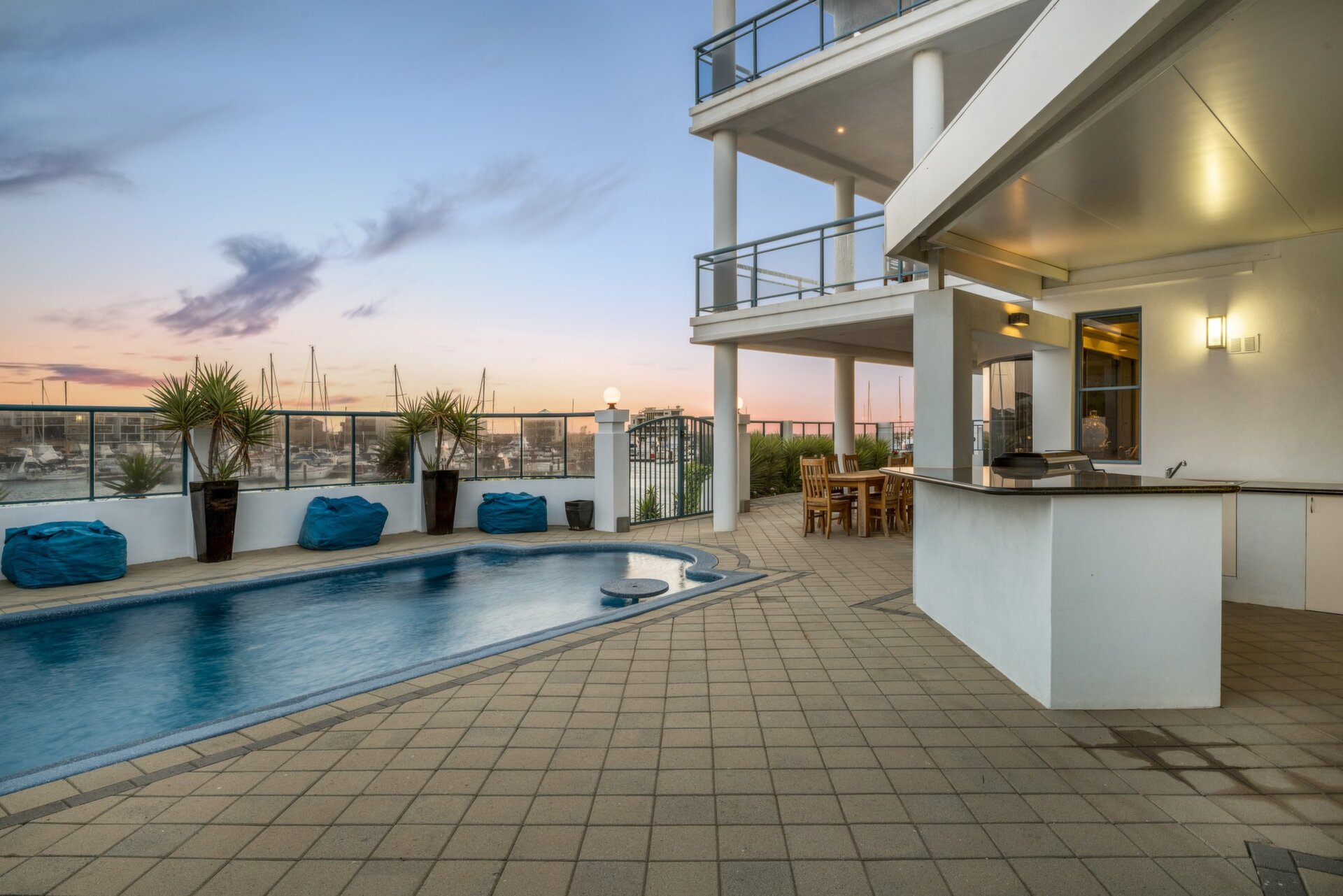 41 Clarecastle Retreat, Mindarie Sold by Luxury Real Estate Sales - image 1