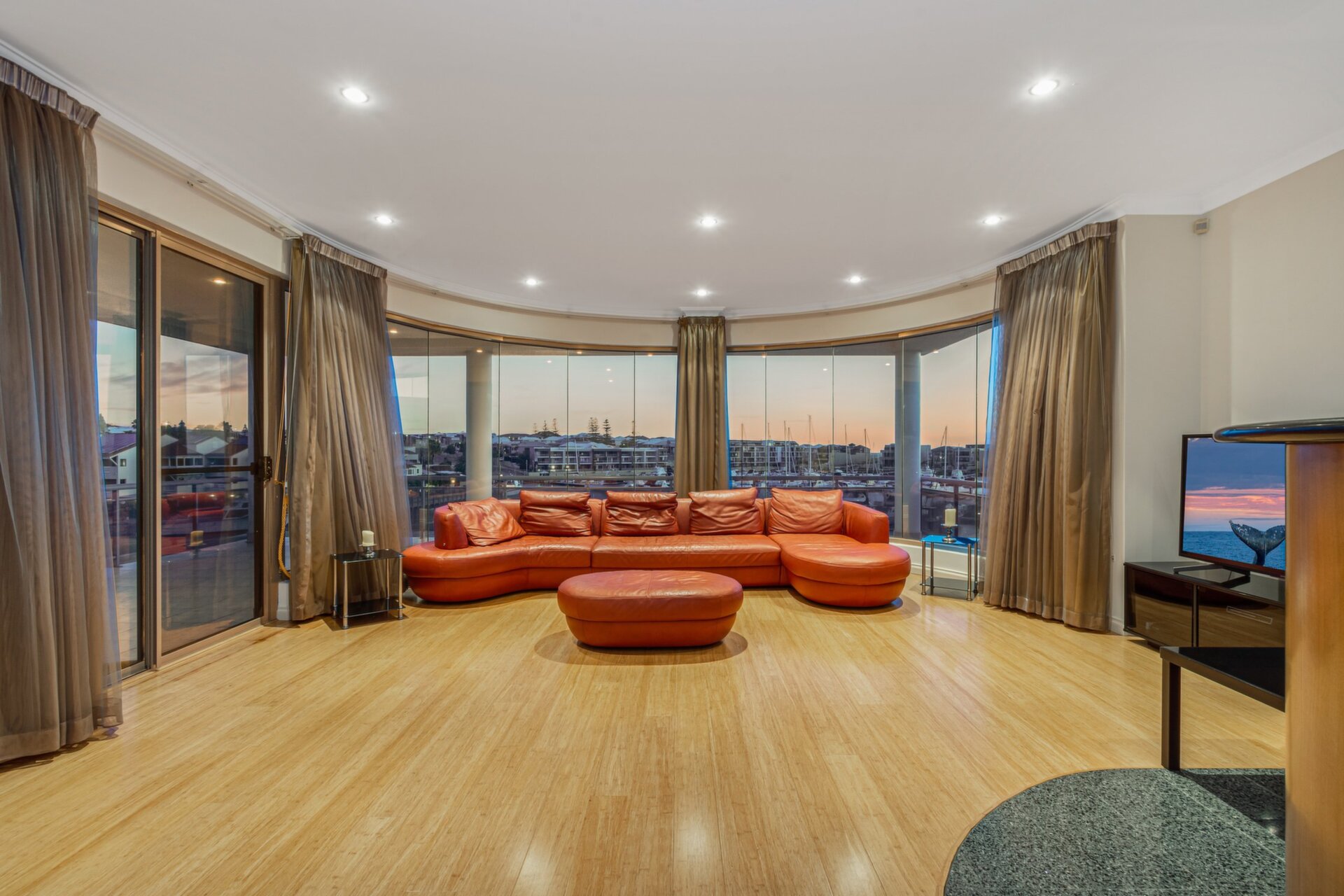 41 Clarecastle Retreat, Mindarie Sold by Luxury Real Estate Sales - image 1