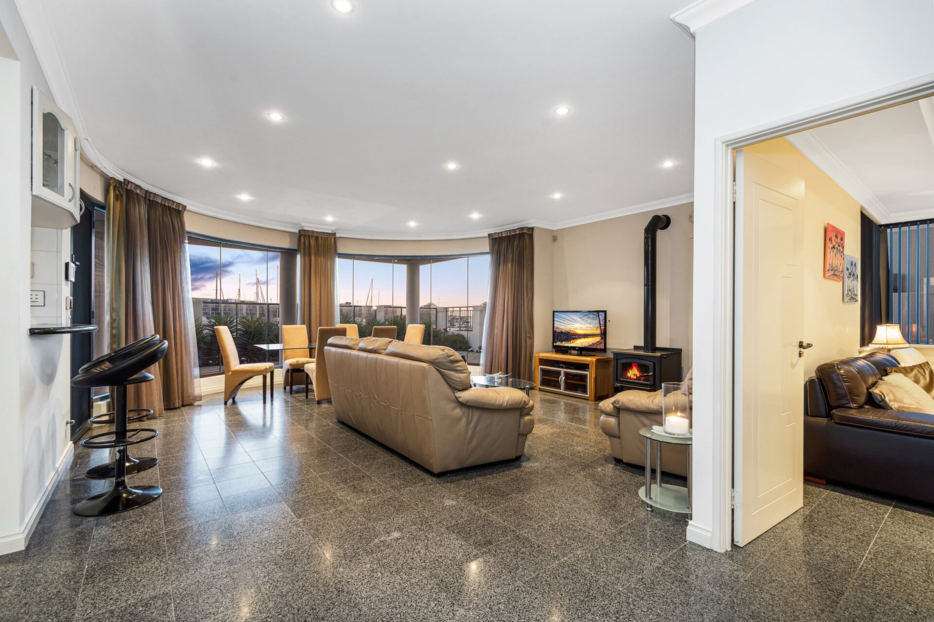 41 Clarecastle Retreat, Mindarie Sold by Luxury Real Estate Sales - image 1