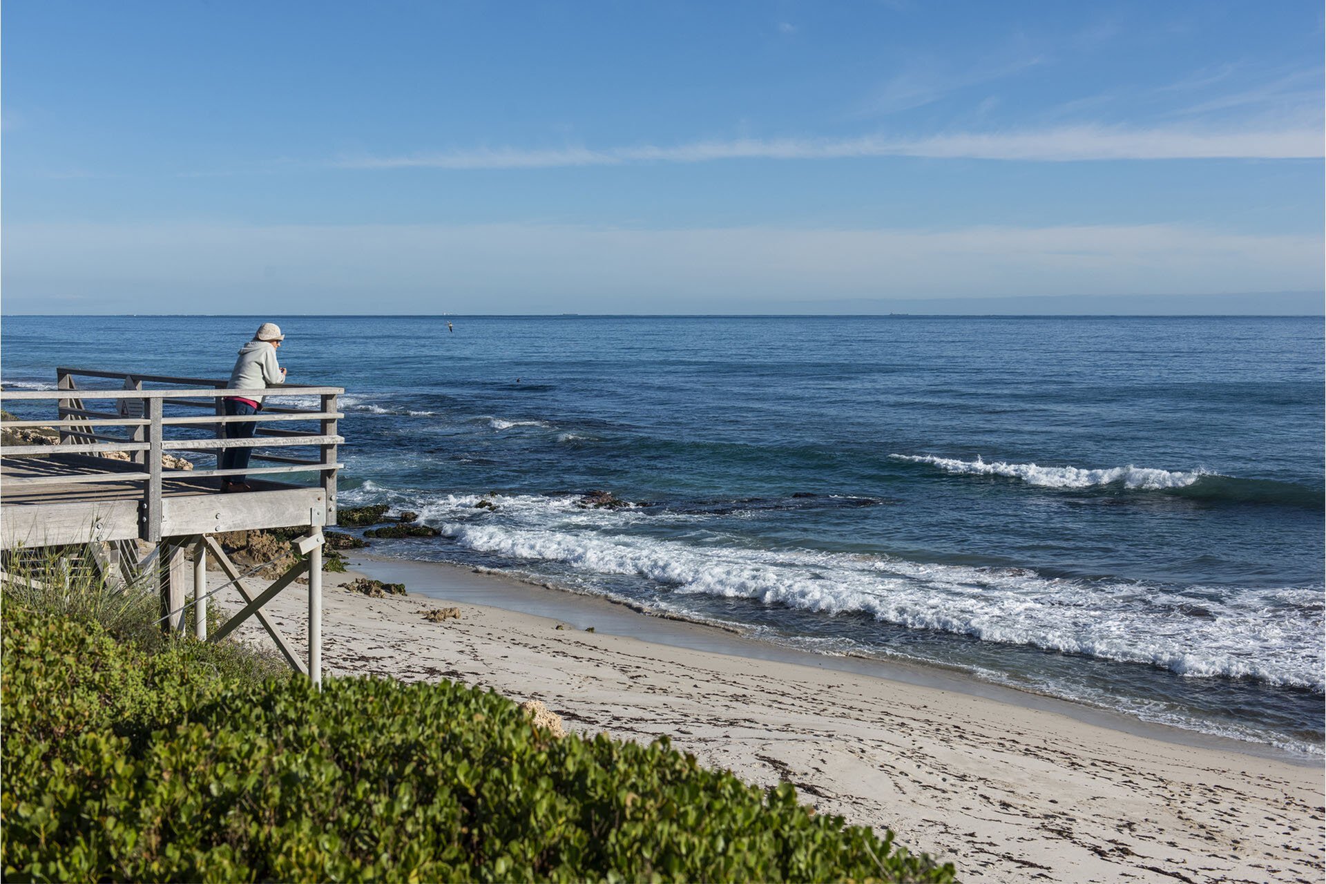 54 Blackpool Promenade, Iluka Sold by Luxury Real Estate Sales - image 1