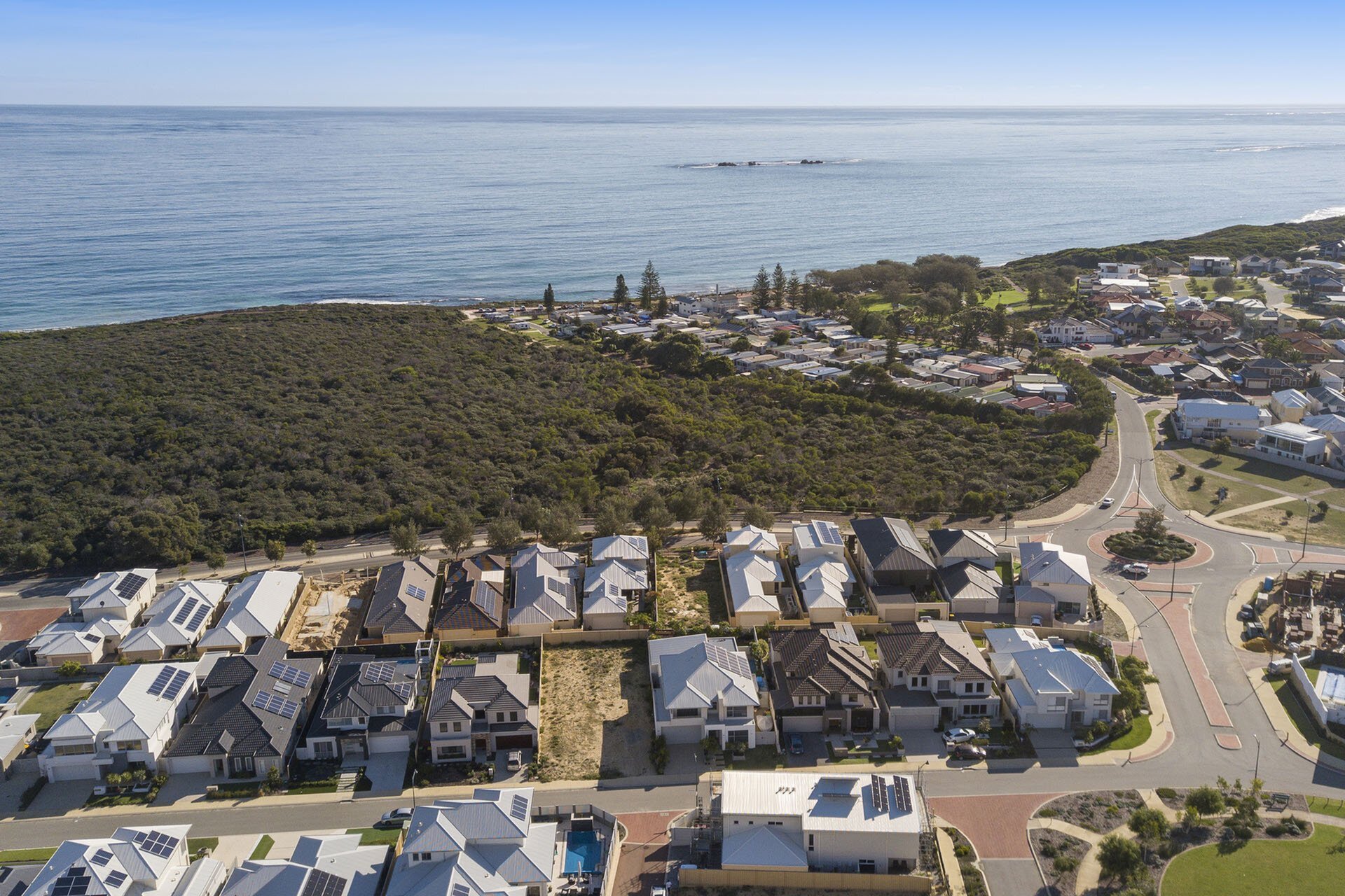 54 Blackpool Promenade, Iluka Sold by Luxury Real Estate Sales - image 1