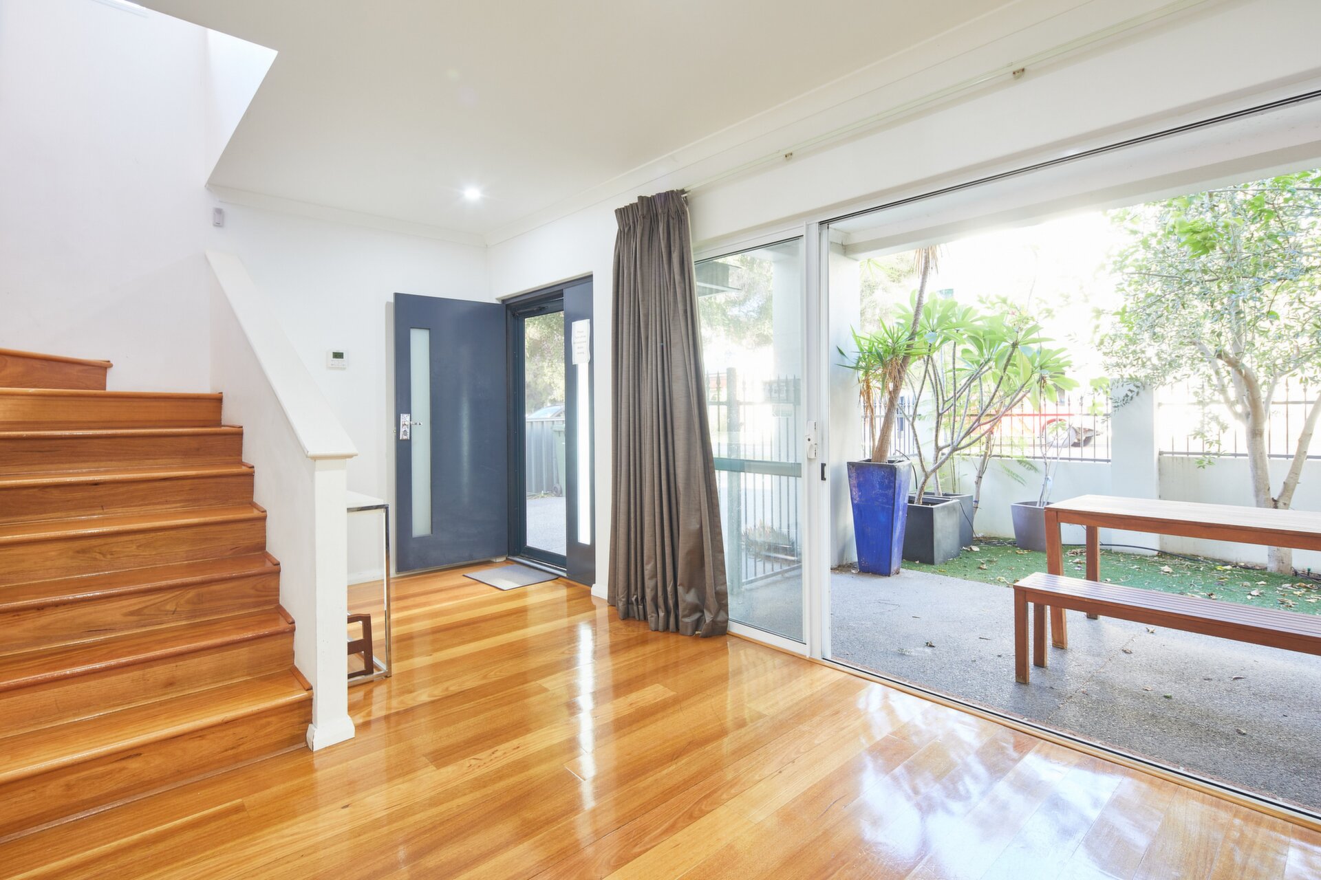 11 Lindsay Street, Perth Sold by Luxury Real Estate Sales - image 1