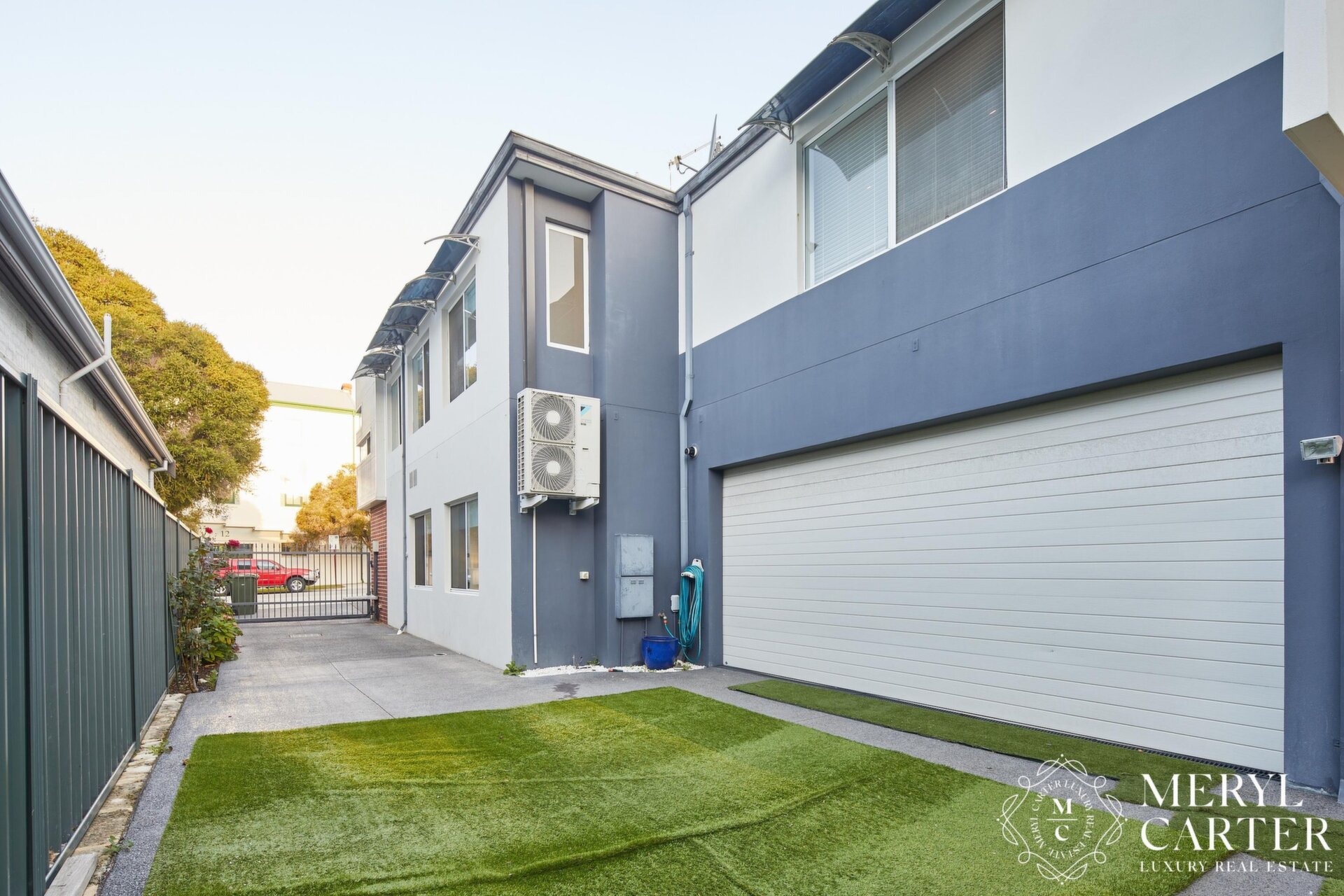 11 Lindsay Street, Perth Sold by Luxury Real Estate Sales - image 1