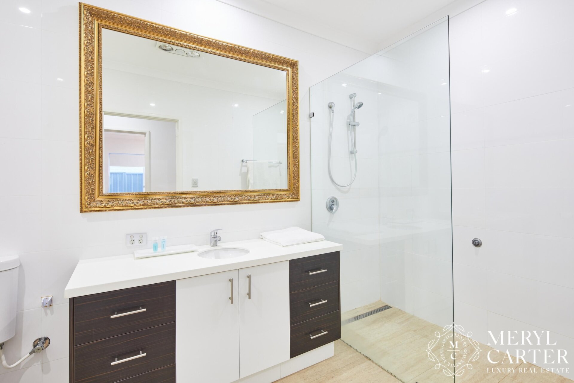 11 Lindsay Street, Perth Sold by Luxury Real Estate Sales - image 1