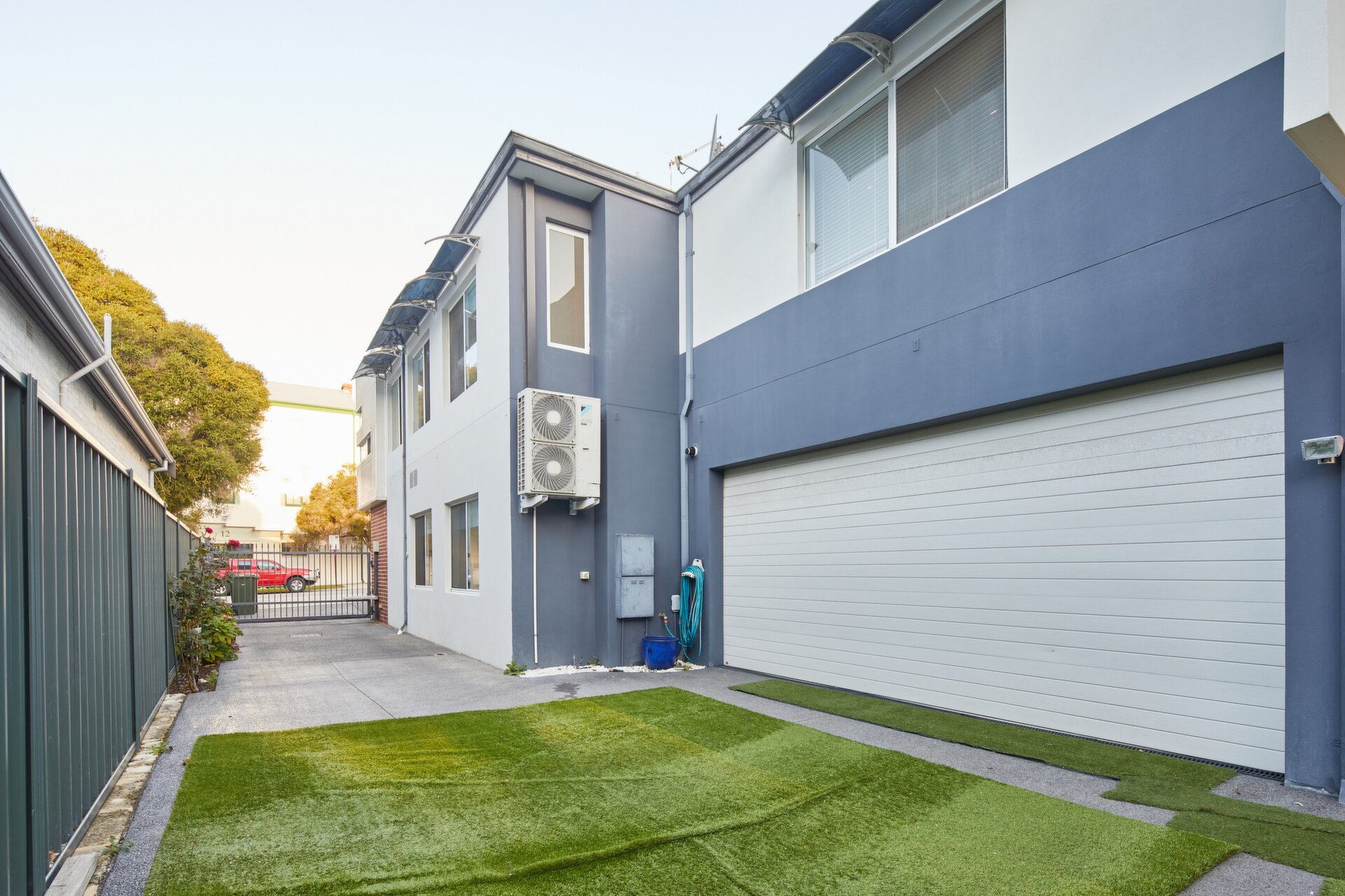 11 Lindsay Street, Perth Sold by Luxury Real Estate Sales - image 1