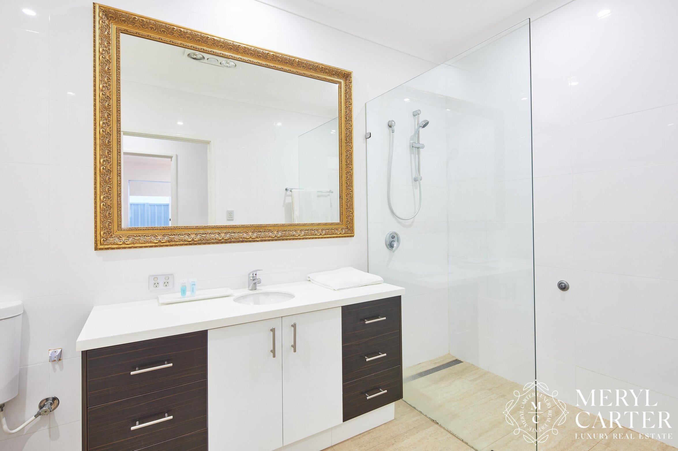 11 Lindsay Street, Perth Sold by Luxury Real Estate Sales - image 1