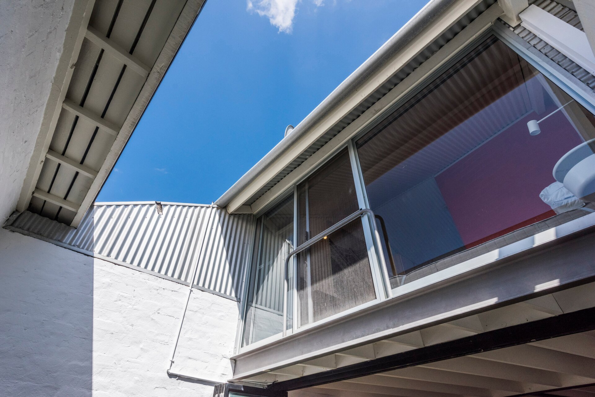 2 Little Saunders Street, East Perth Sold by Luxury Real Estate Sales - image 1