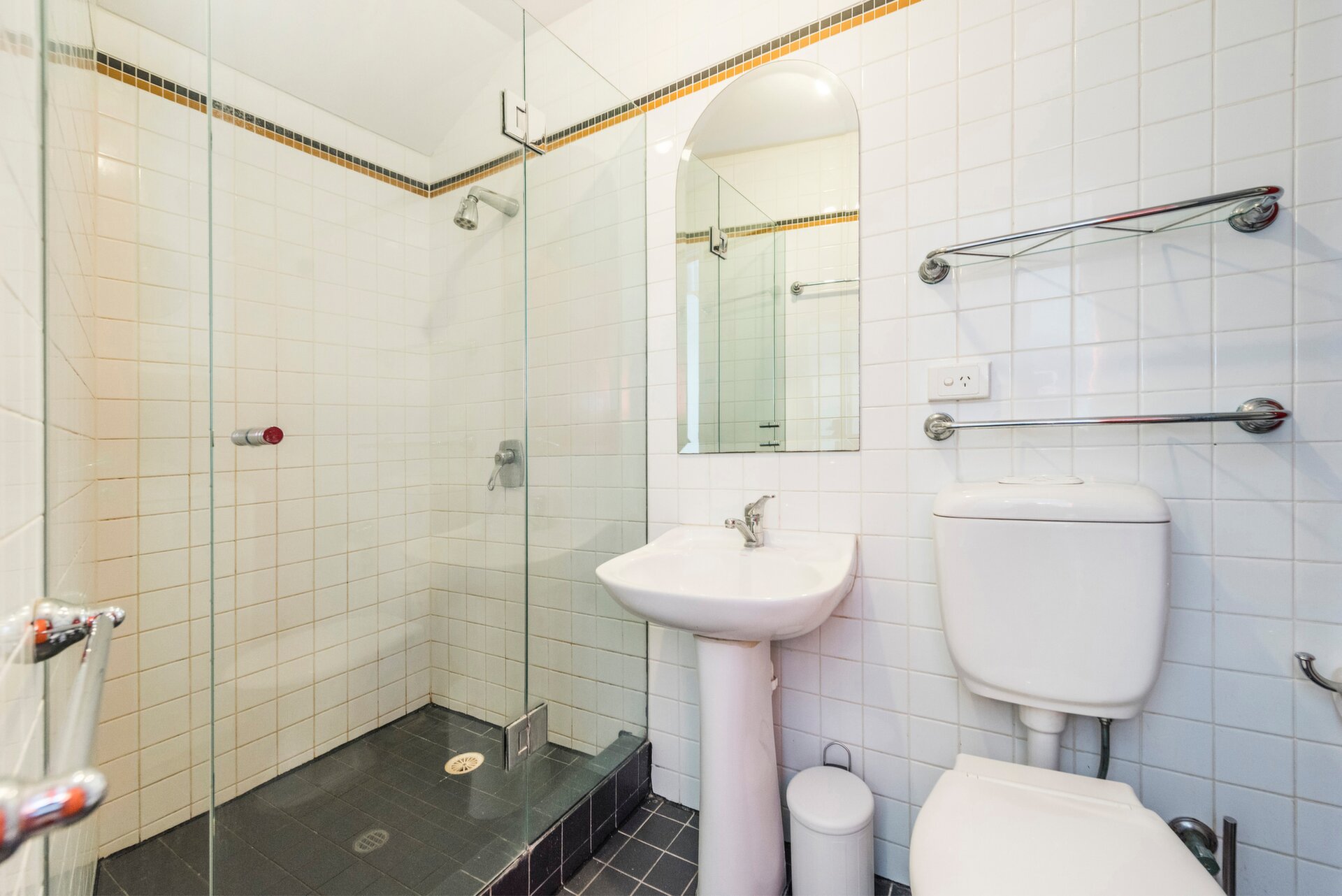 2 Little Saunders Street, East Perth Sold by Luxury Real Estate Sales - image 1