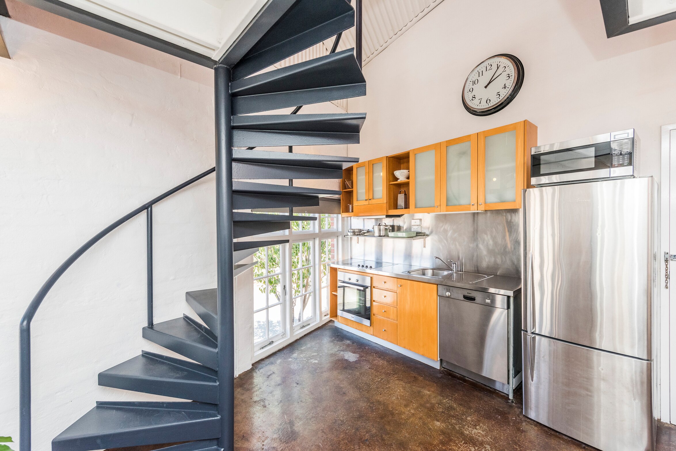 2 Little Saunders Street, East Perth Sold by Luxury Real Estate Sales - image 1