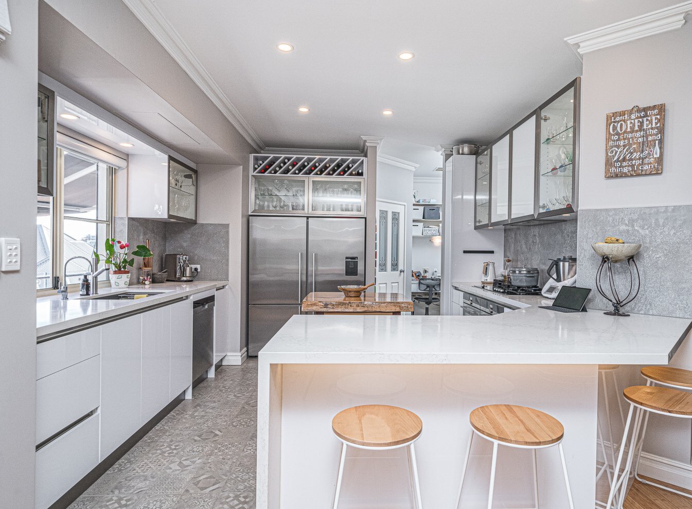 33 Trafalgar Road, East Perth Sold by Luxury Real Estate Sales - image 1