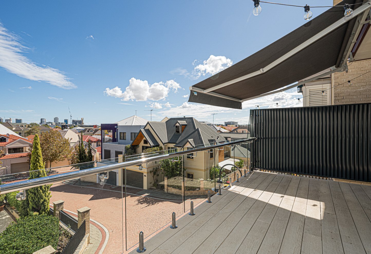 33 Trafalgar Road, East Perth Sold by Luxury Real Estate Sales - image 1