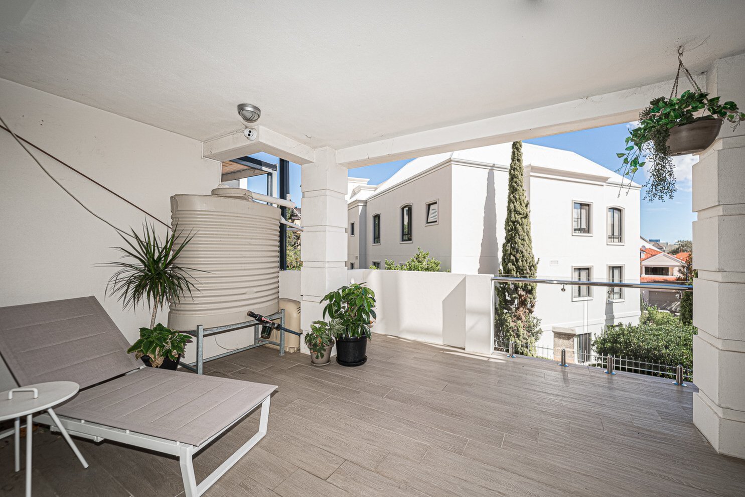 33 Trafalgar Road, East Perth Sold by Luxury Real Estate Sales - image 1