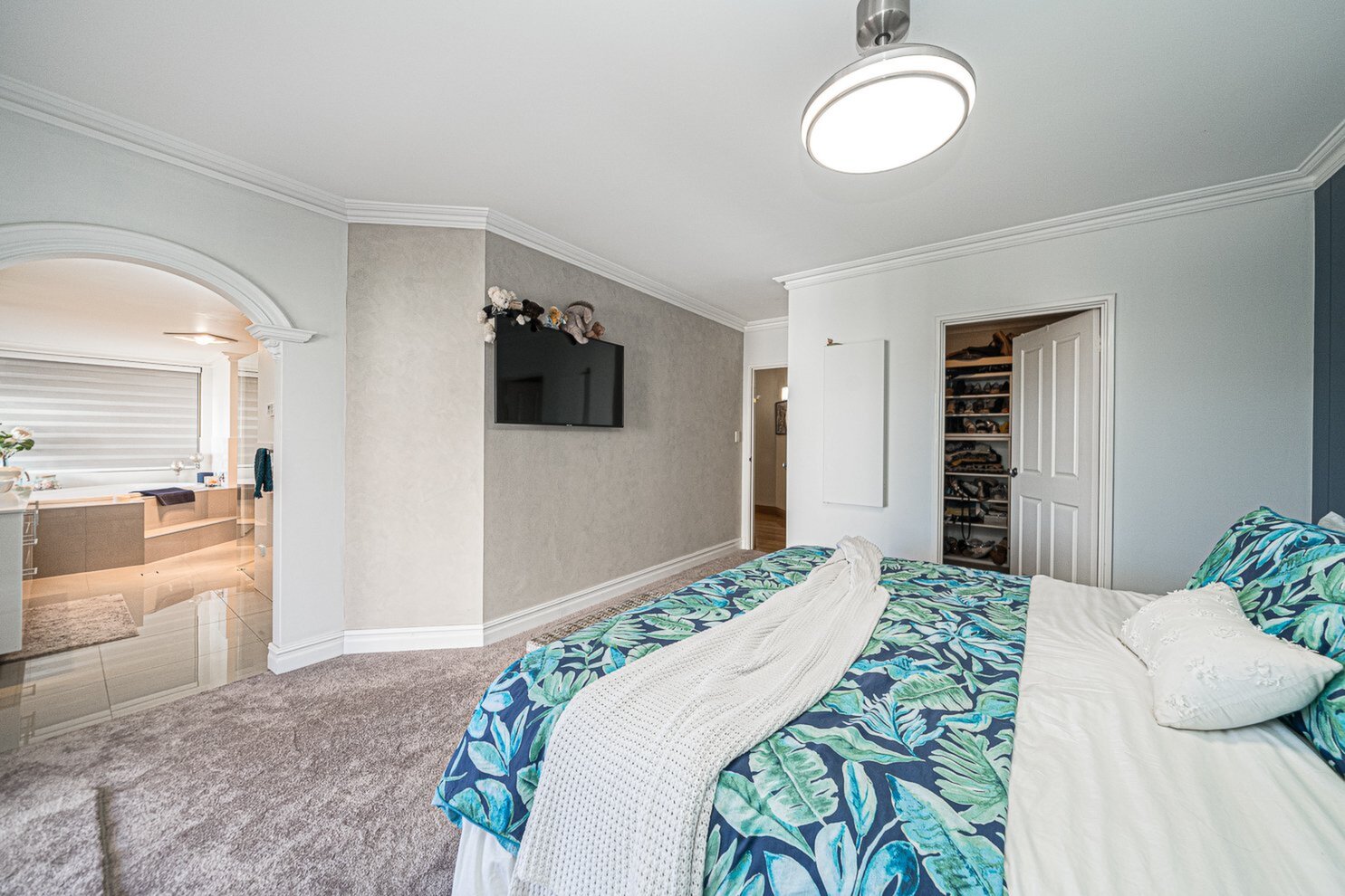 33 Trafalgar Road, East Perth Sold by Luxury Real Estate Sales - image 1