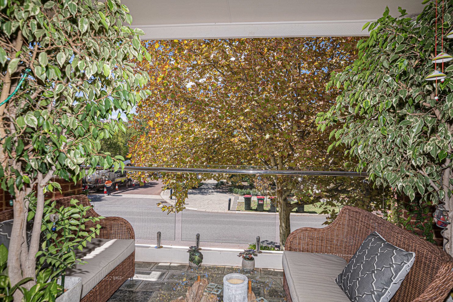 33 Trafalgar Road, East Perth Sold by Luxury Real Estate Sales - image 1