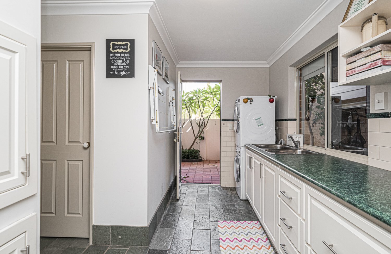 33 Trafalgar Road, East Perth Sold by Luxury Real Estate Sales - image 1