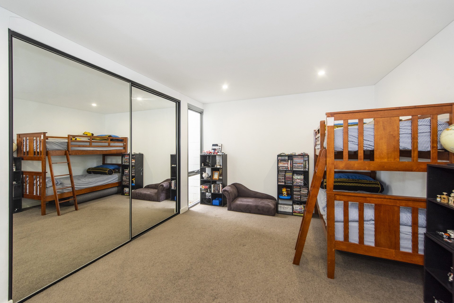 1/9 The Esplanade, Mount Pleasant Sold by Luxury Real Estate Sales - image 1