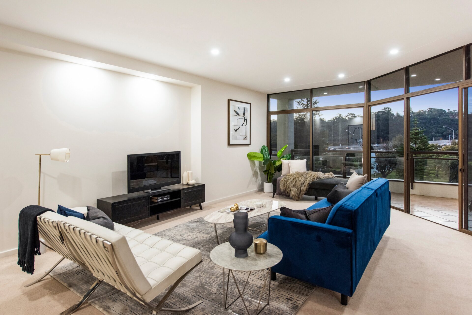 9/23 Mill Point Road, South Perth Sold by Luxury Real Estate Sales - image 1