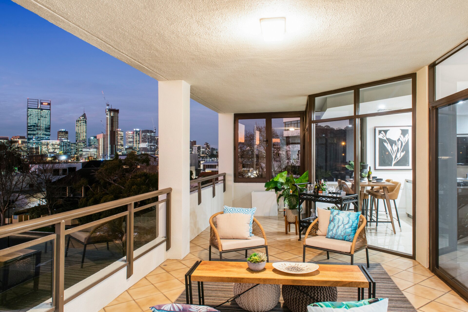 9/23 Mill Point Road, South Perth Sold by Luxury Real Estate Sales - image 1