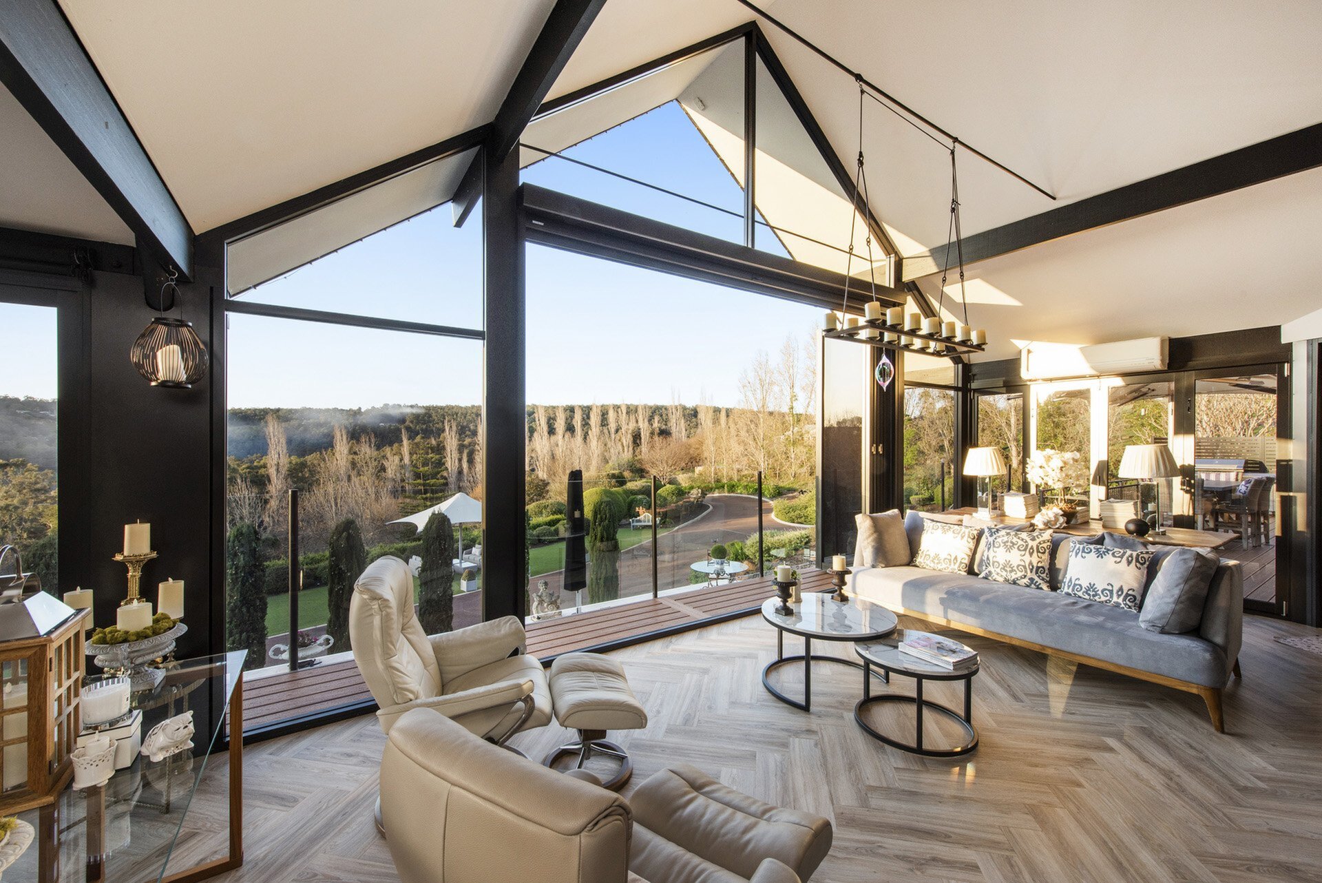 6 Misty Valley View, Roleystone Sold by Luxury Real Estate Sales - image 1