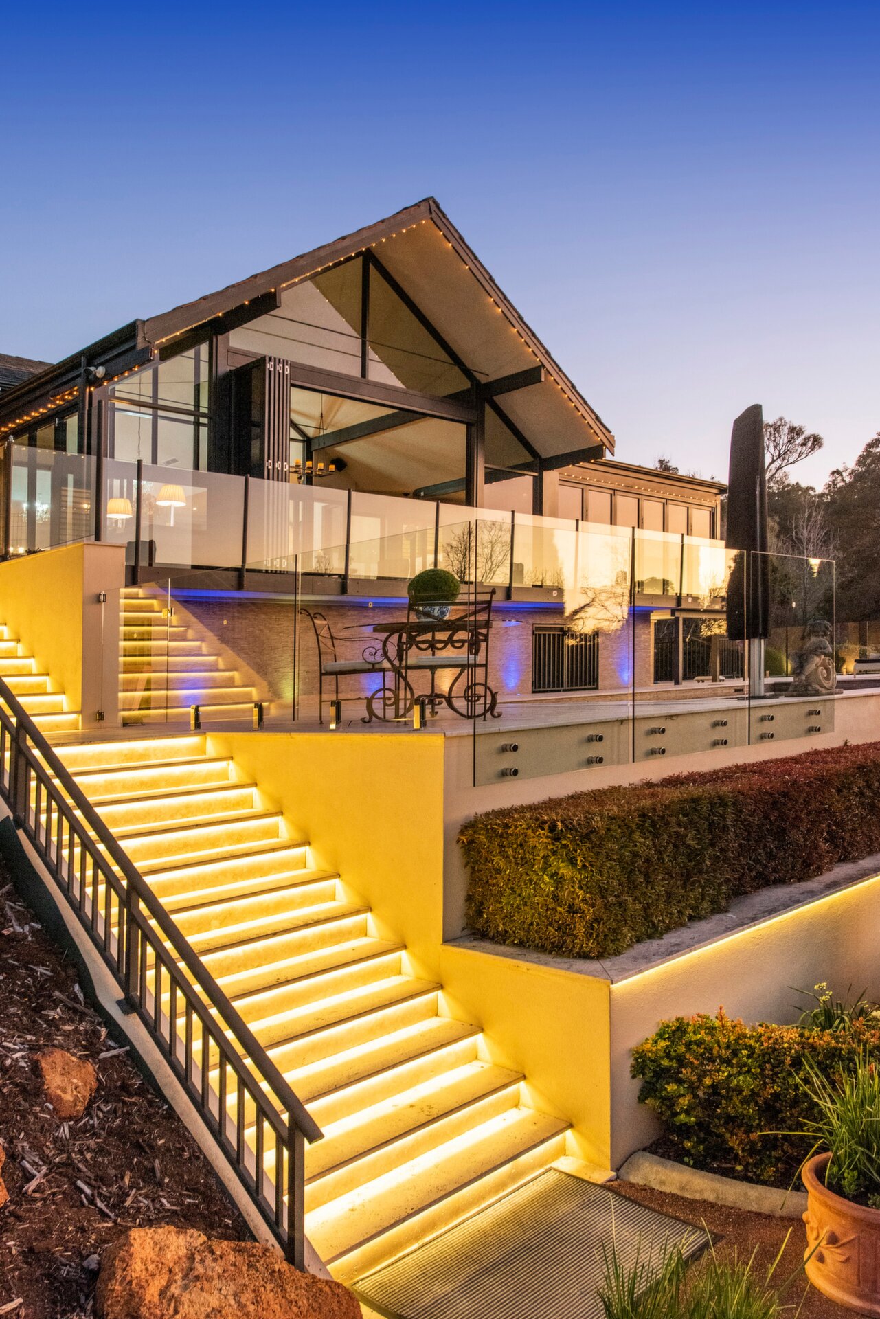 6 Misty Valley View, Roleystone Sold by Luxury Real Estate Sales - image 1