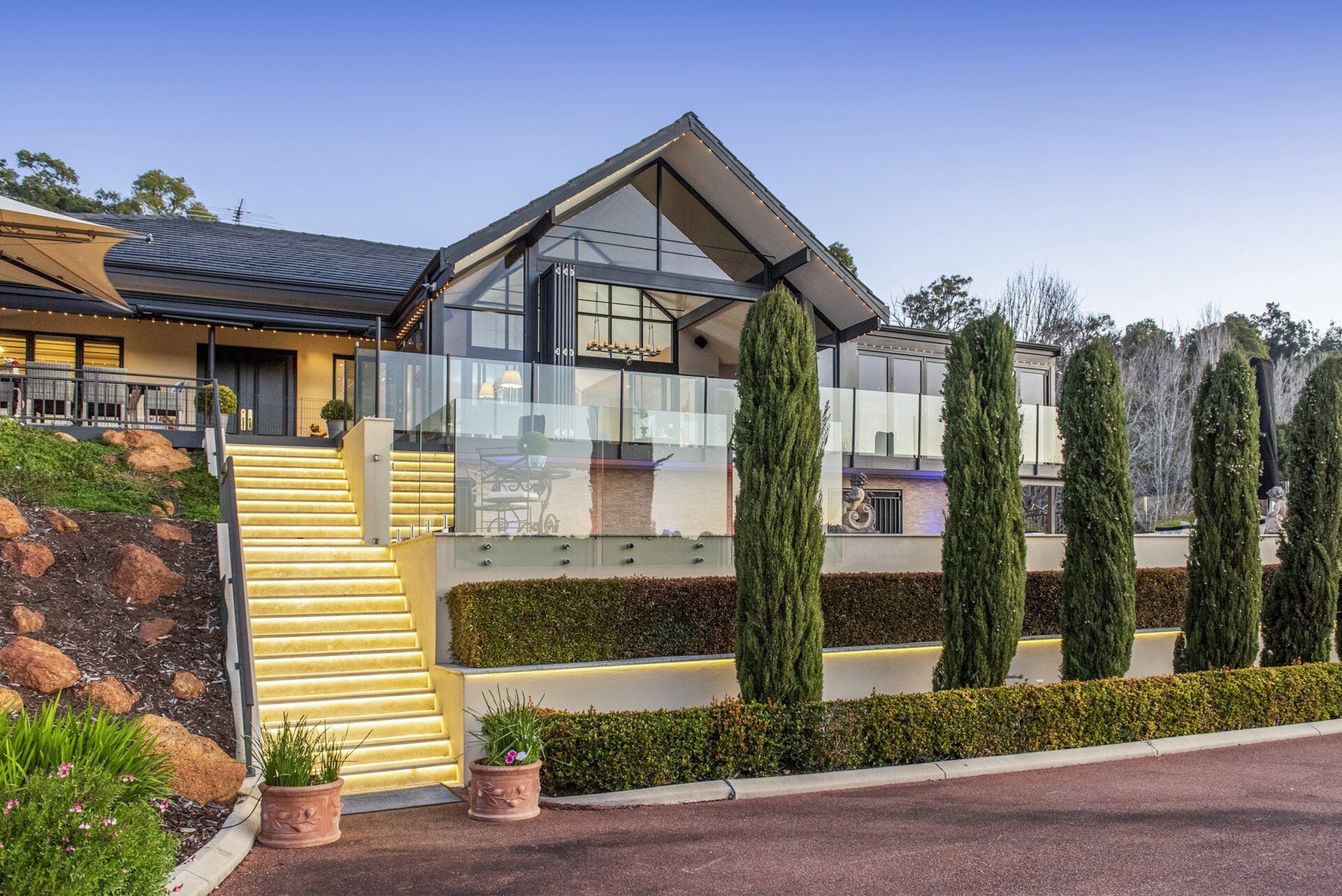 6 Misty Valley View, Roleystone Sold by Luxury Real Estate Sales - image 1