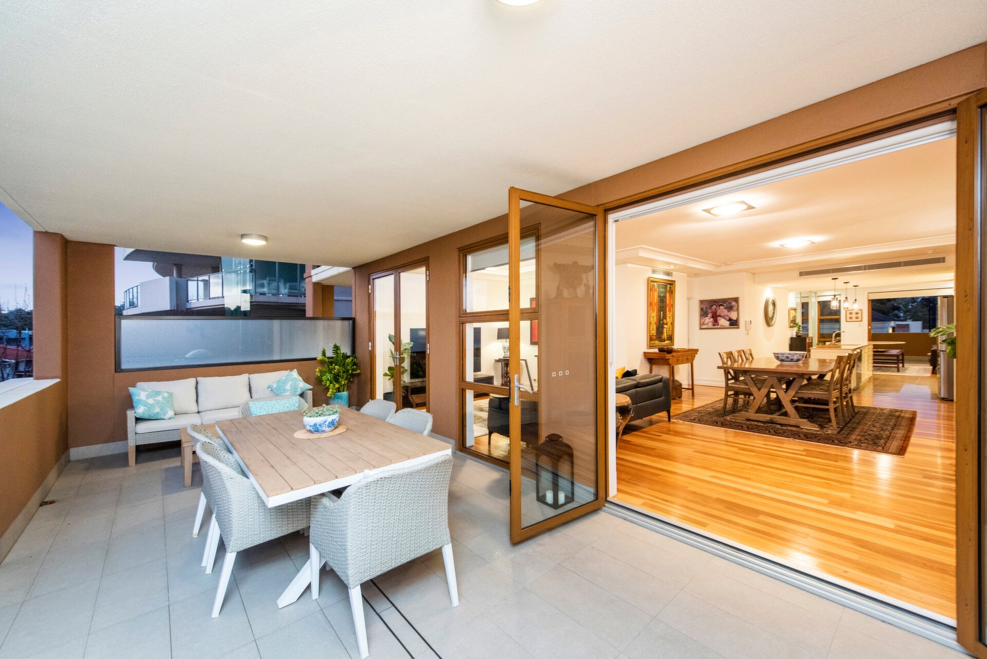 2C/73 Mill Point Road, South Perth Sold by Luxury Real Estate Sales - image 1