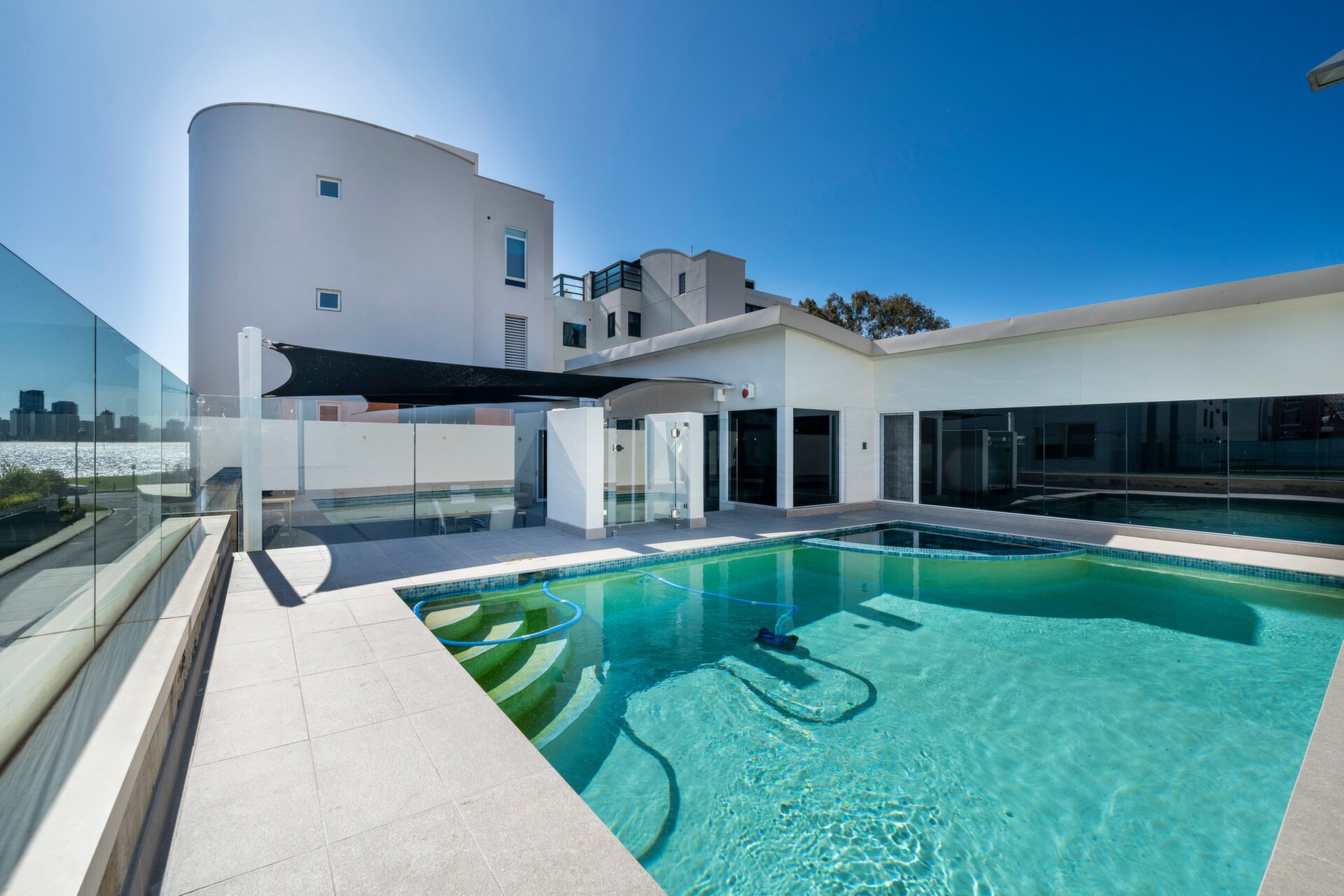 2/49 South Perth Esplanade, South Perth Sold by Luxury Real Estate Sales - image 1