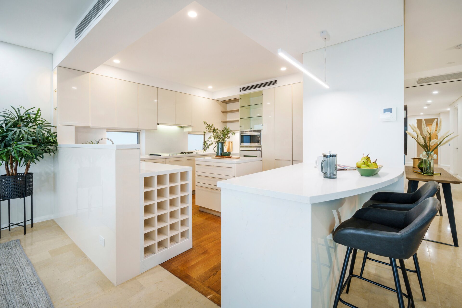 2/49 South Perth Esplanade, South Perth Sold by Luxury Real Estate Sales - image 1