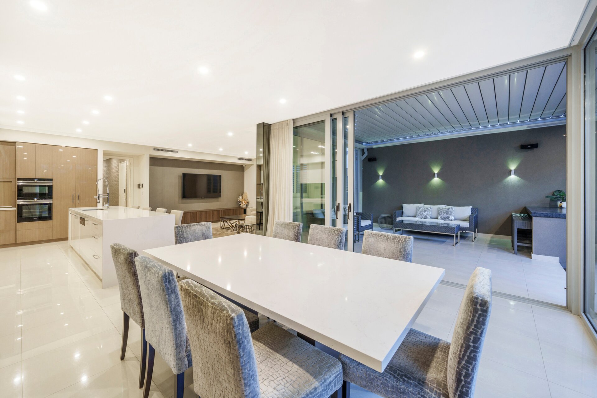 7 Oldfield Street, Burswood Sold by Luxury Real Estate Sales - image 1
