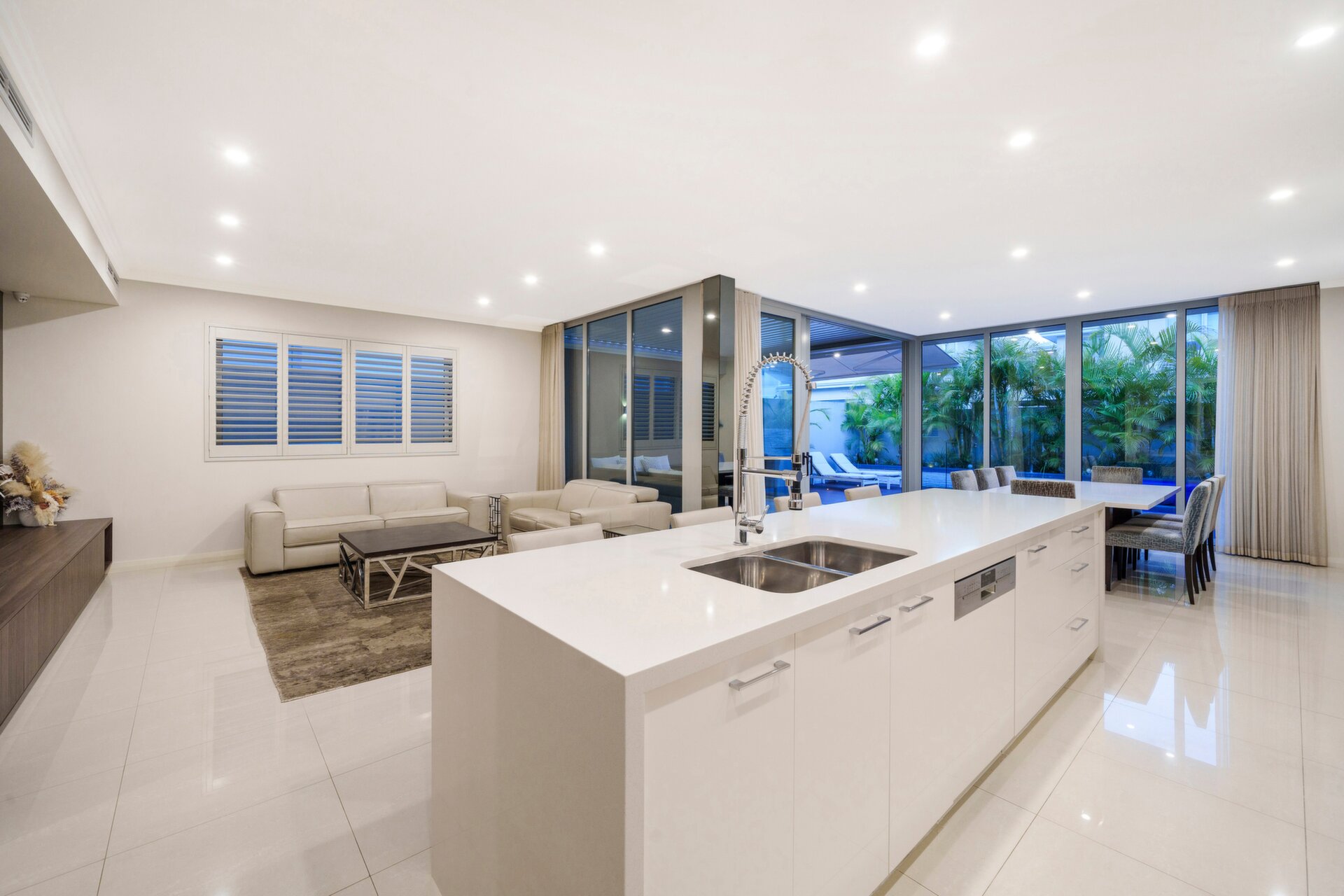 7 Oldfield Street, Burswood Sold by Luxury Real Estate Sales - image 1