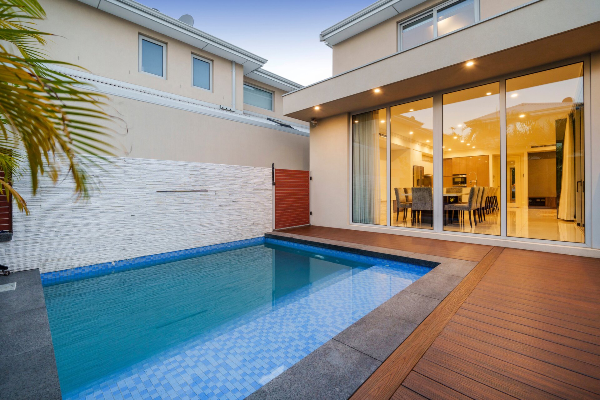 7 Oldfield Street, Burswood Sold by Luxury Real Estate Sales - image 1