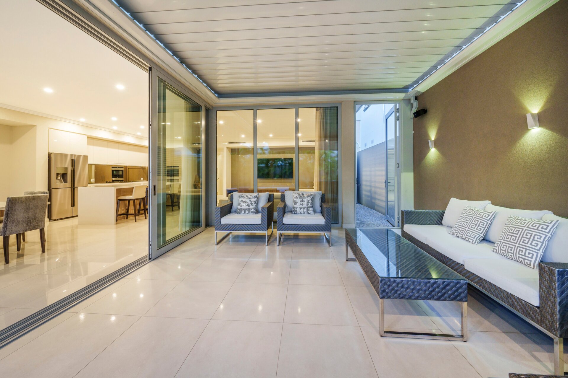 7 Oldfield Street, Burswood Sold by Luxury Real Estate Sales - image 1