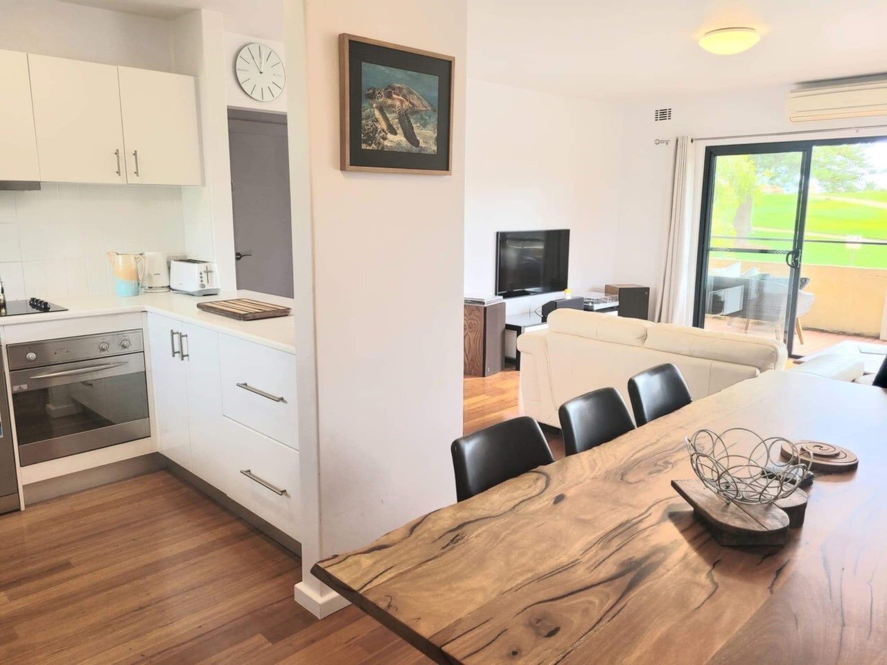 11/15 Knutsford Street, Fremantle Sold by Luxury Real Estate Sales - image 1