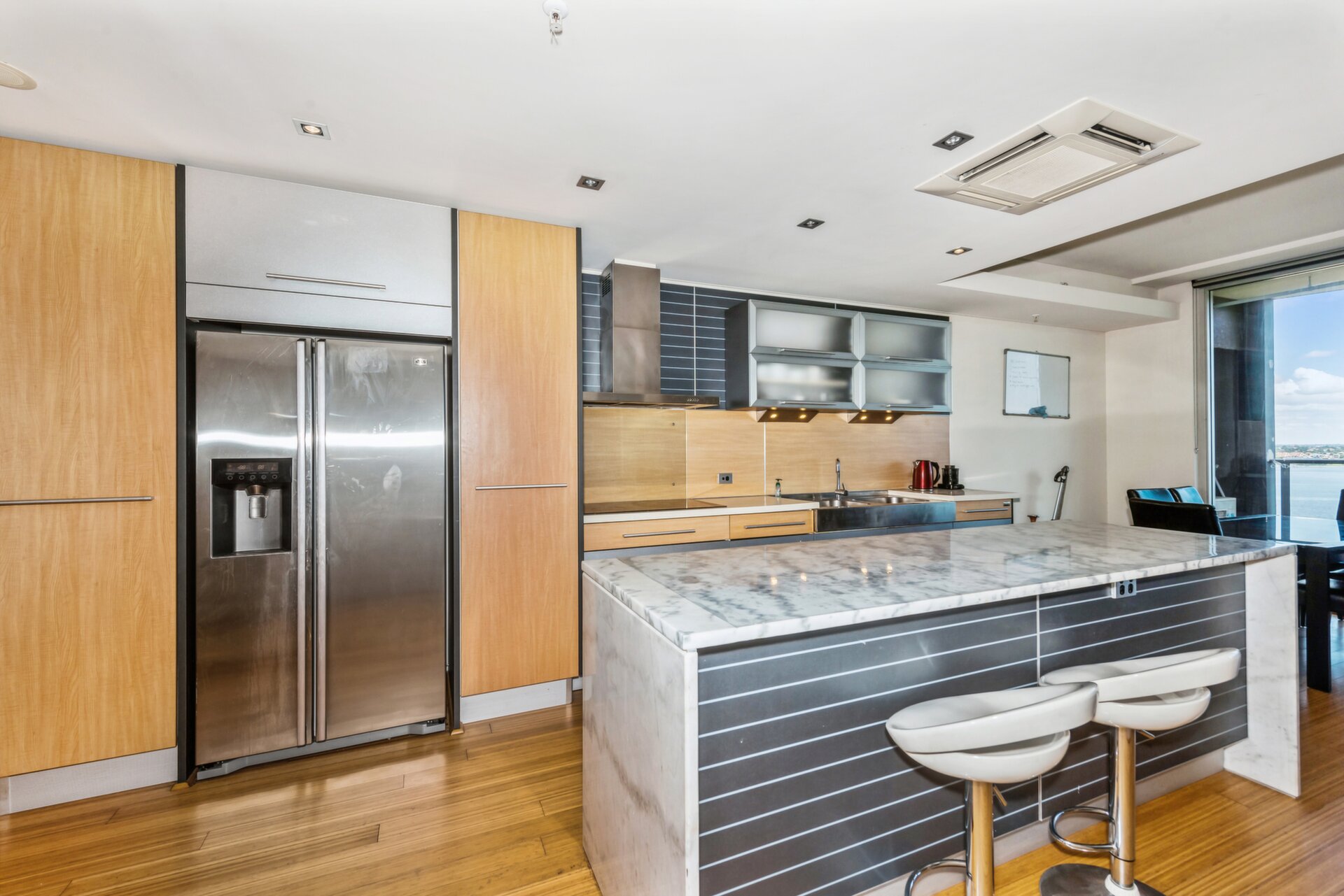 85/22 St George's Terrace, Perth Sold by Luxury Real Estate Sales - image 1