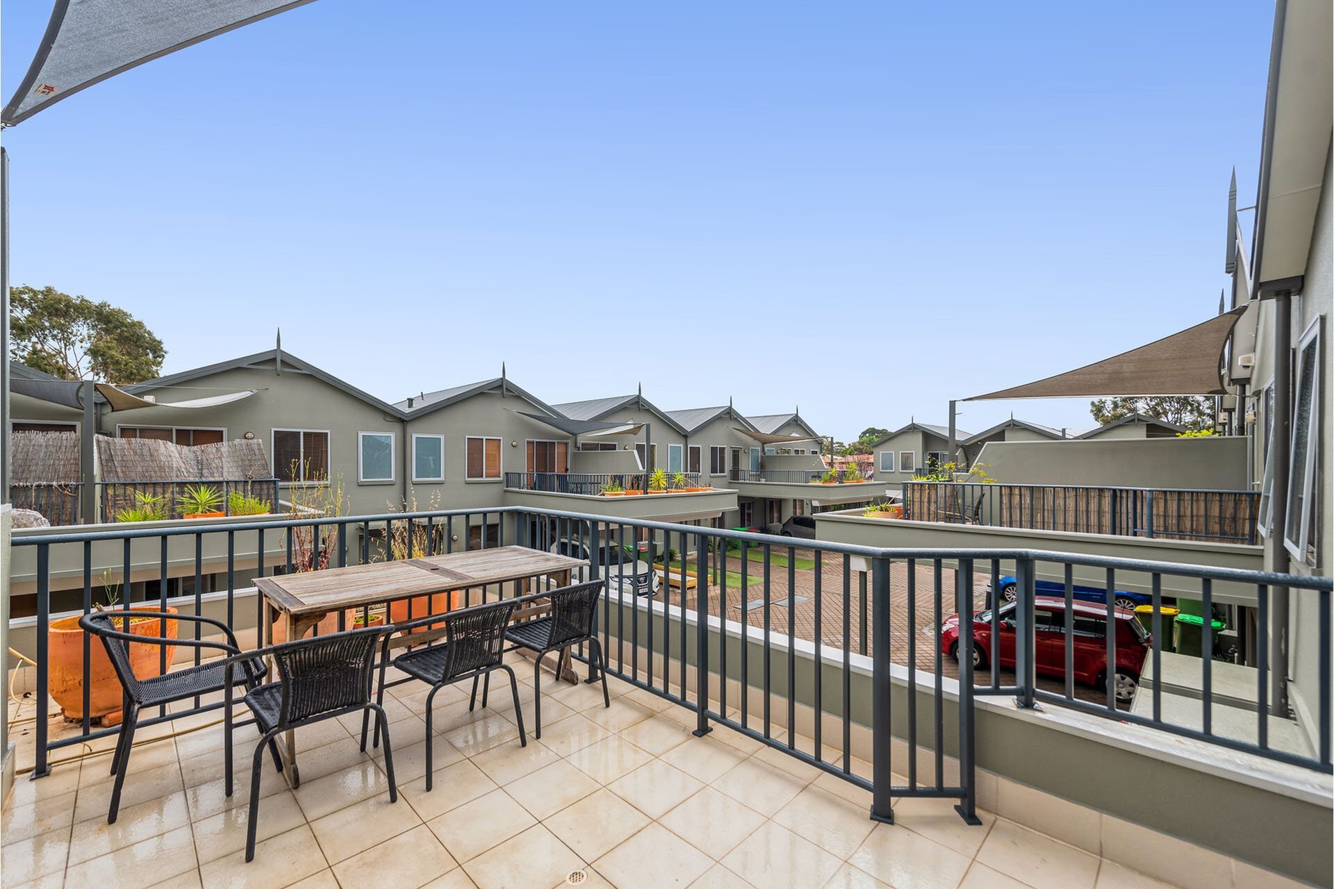 16/39 Simpson Street, Applecross Sold by Luxury Real Estate Sales - image 1