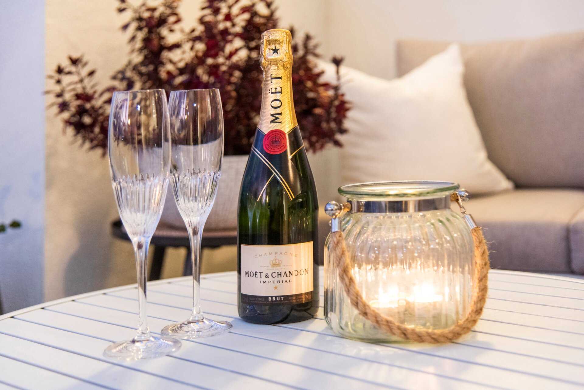 605/334 Cambridge Street, Wembley Sold by Luxury Real Estate Sales - image 1