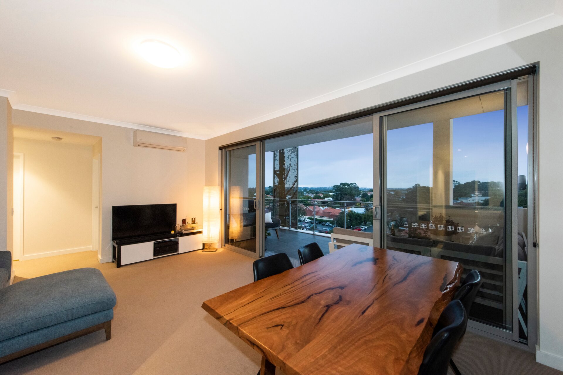 605/334 Cambridge Street, Wembley Sold by Luxury Real Estate Sales - image 1