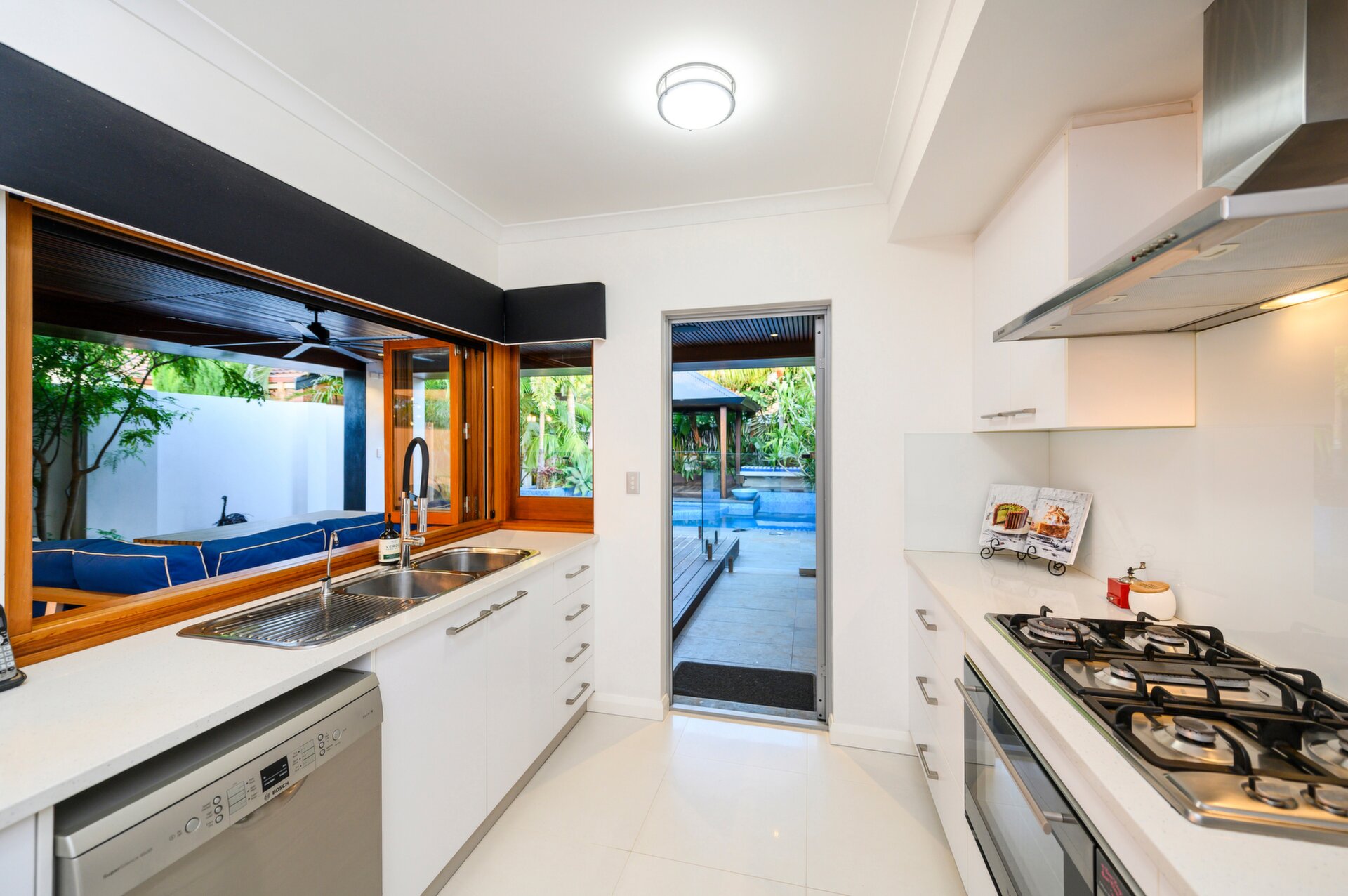 46a Rushton Street, Burswood Sold by Luxury Real Estate Sales - image 1