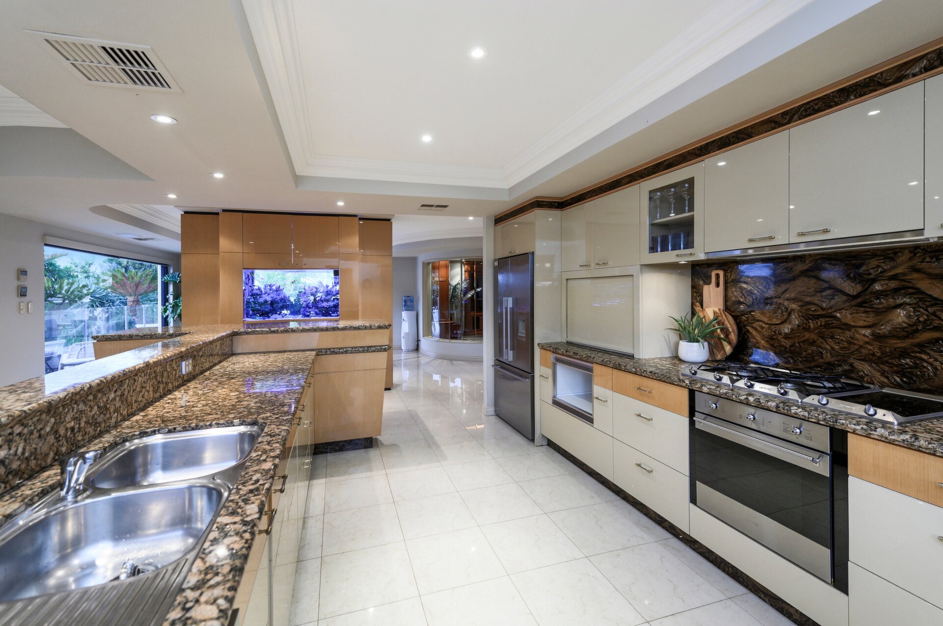 8 Tilton Terrace, City Beach Sold by Luxury Real Estate Sales - image 1