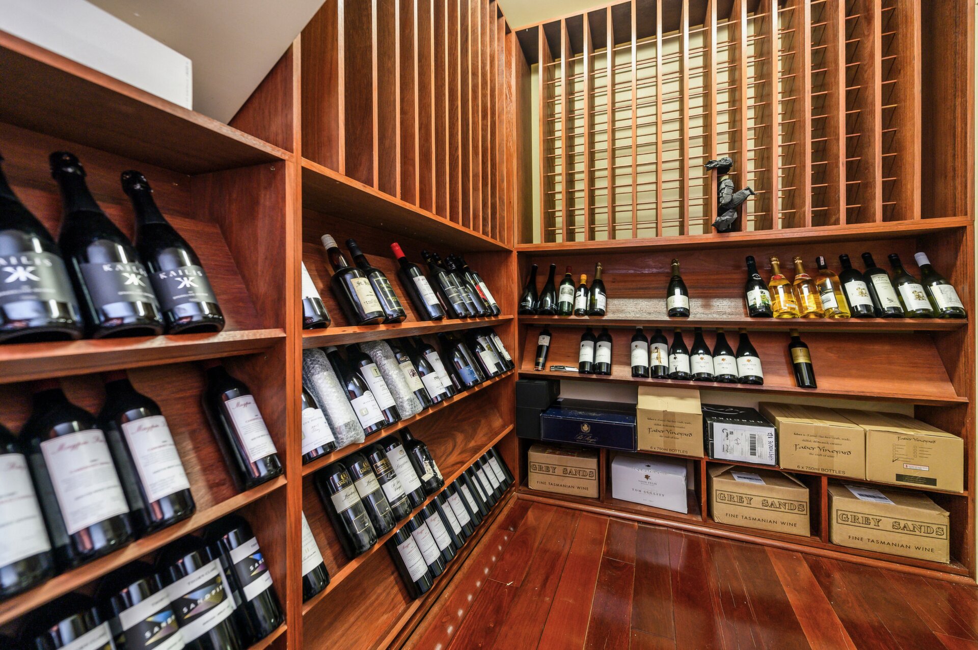 8 Tilton Terrace, City Beach Sold by Luxury Real Estate Sales - image 1