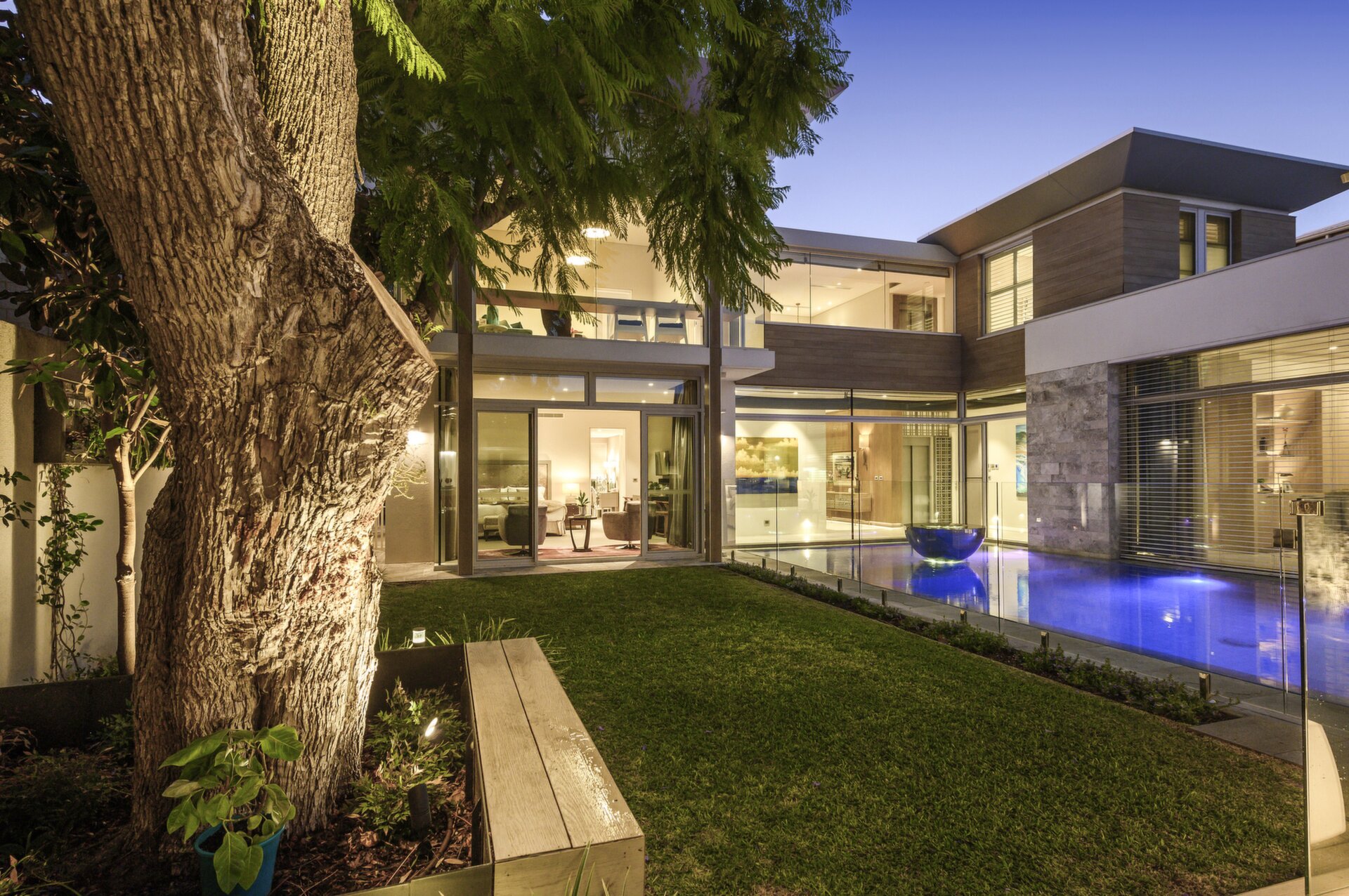 5 Flanagan Road, Applecross Sold by Luxury Real Estate Sales - image 1