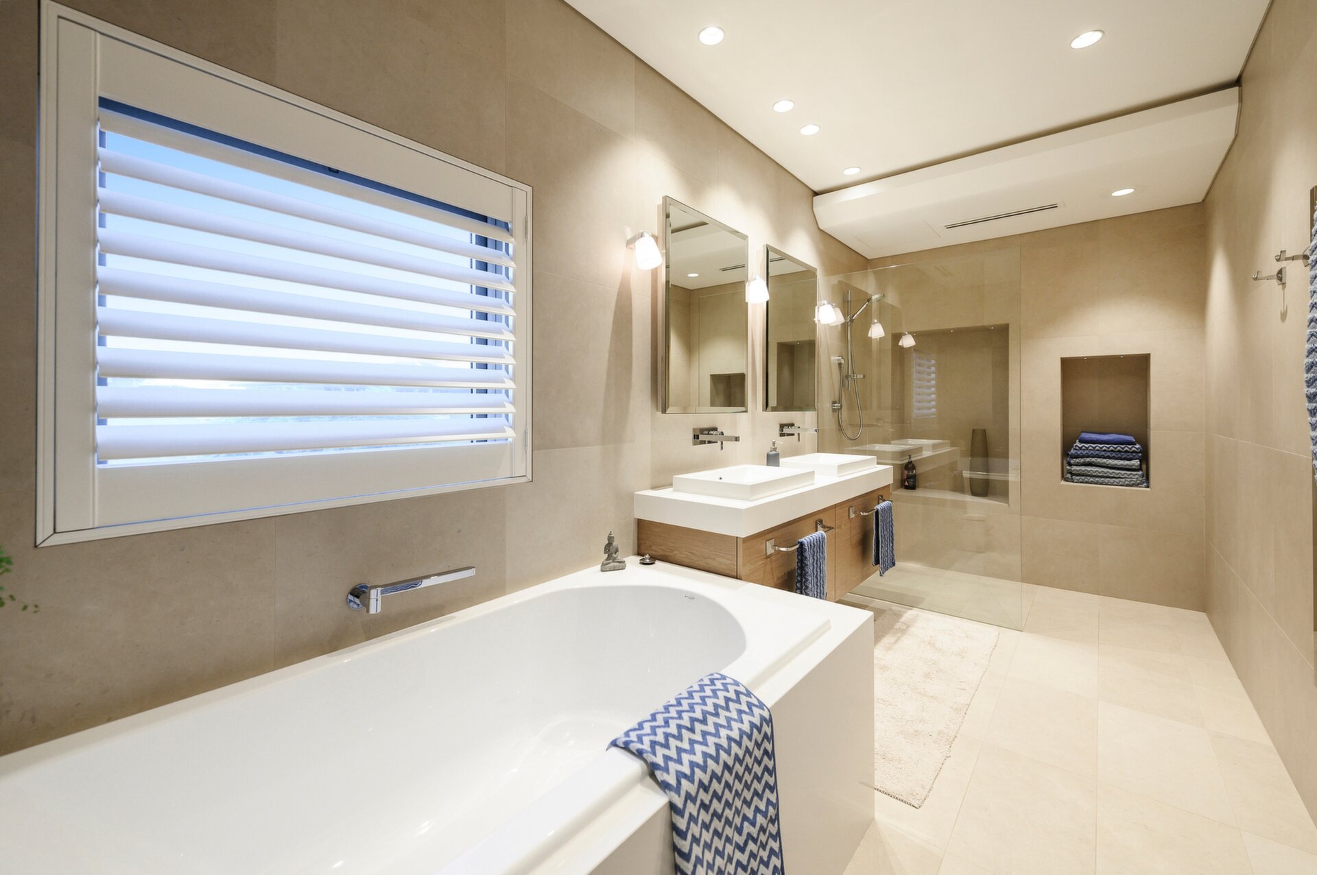 5 Flanagan Road, Applecross Sold by Luxury Real Estate Sales - image 1