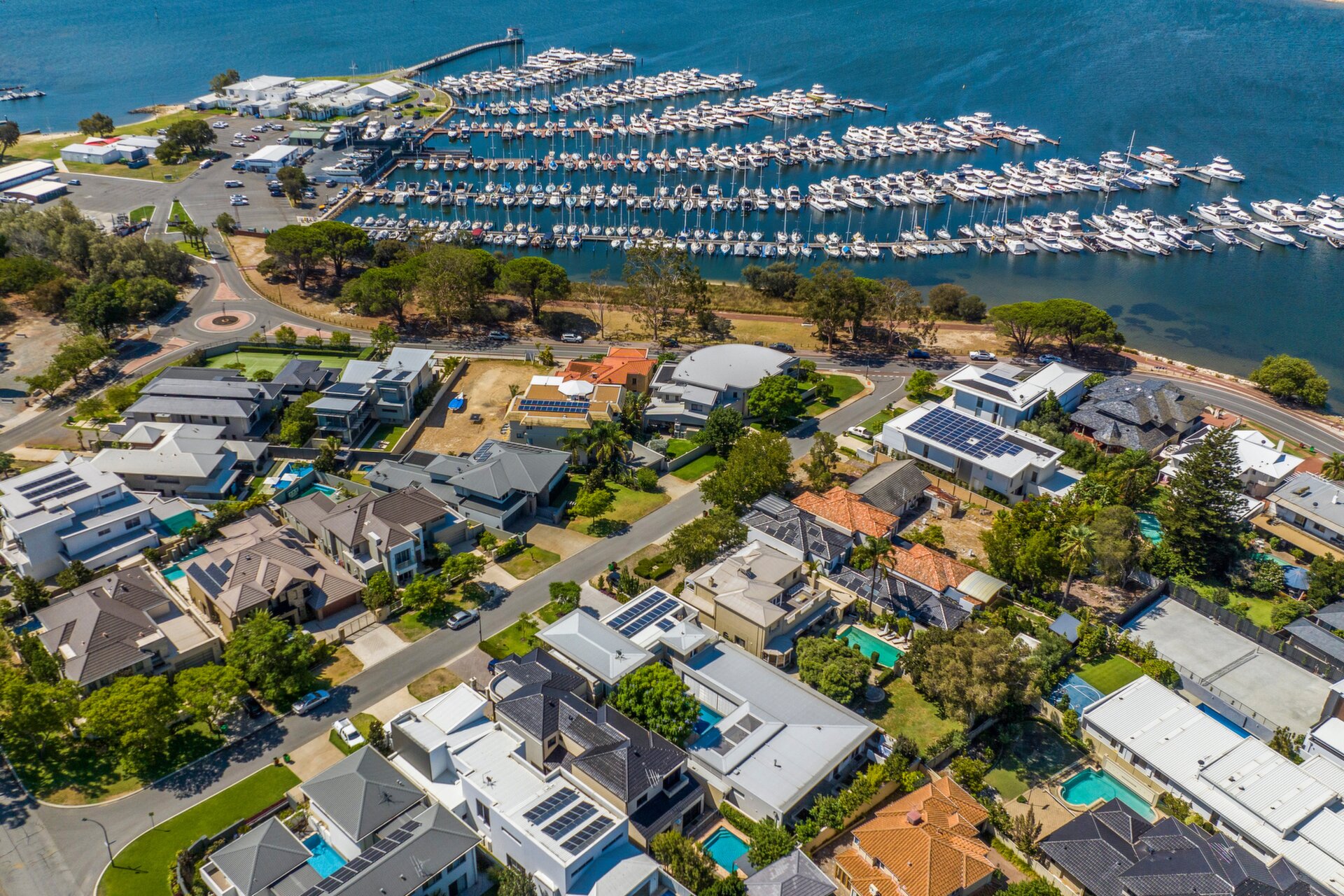 5 Flanagan Road, Applecross Sold by Luxury Real Estate Sales - image 1